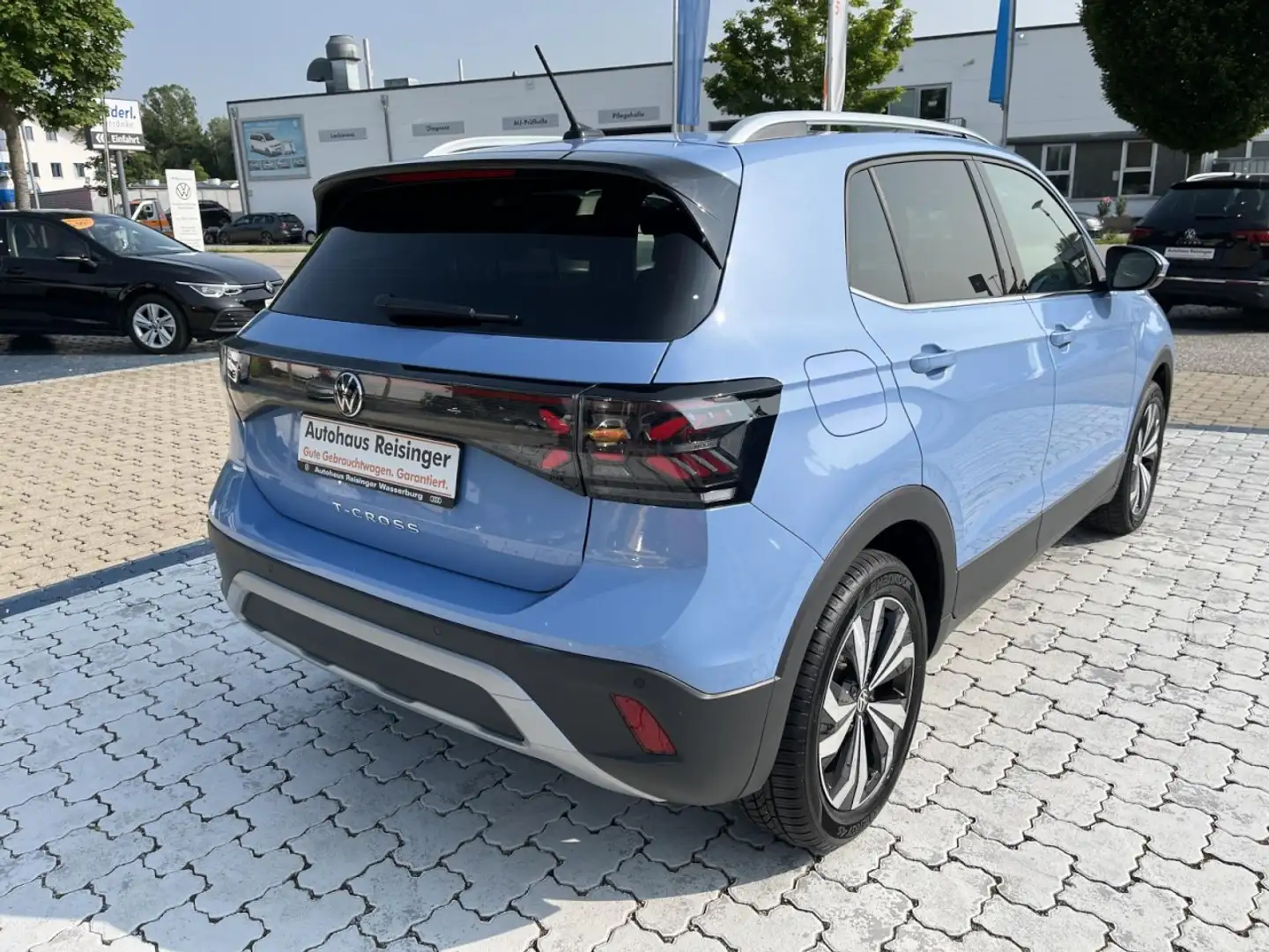 Volkswagen T-Cross 1.0 TSI Style (Navi,R-Kamera,IQ-Light) Klima Navi Blau - 2