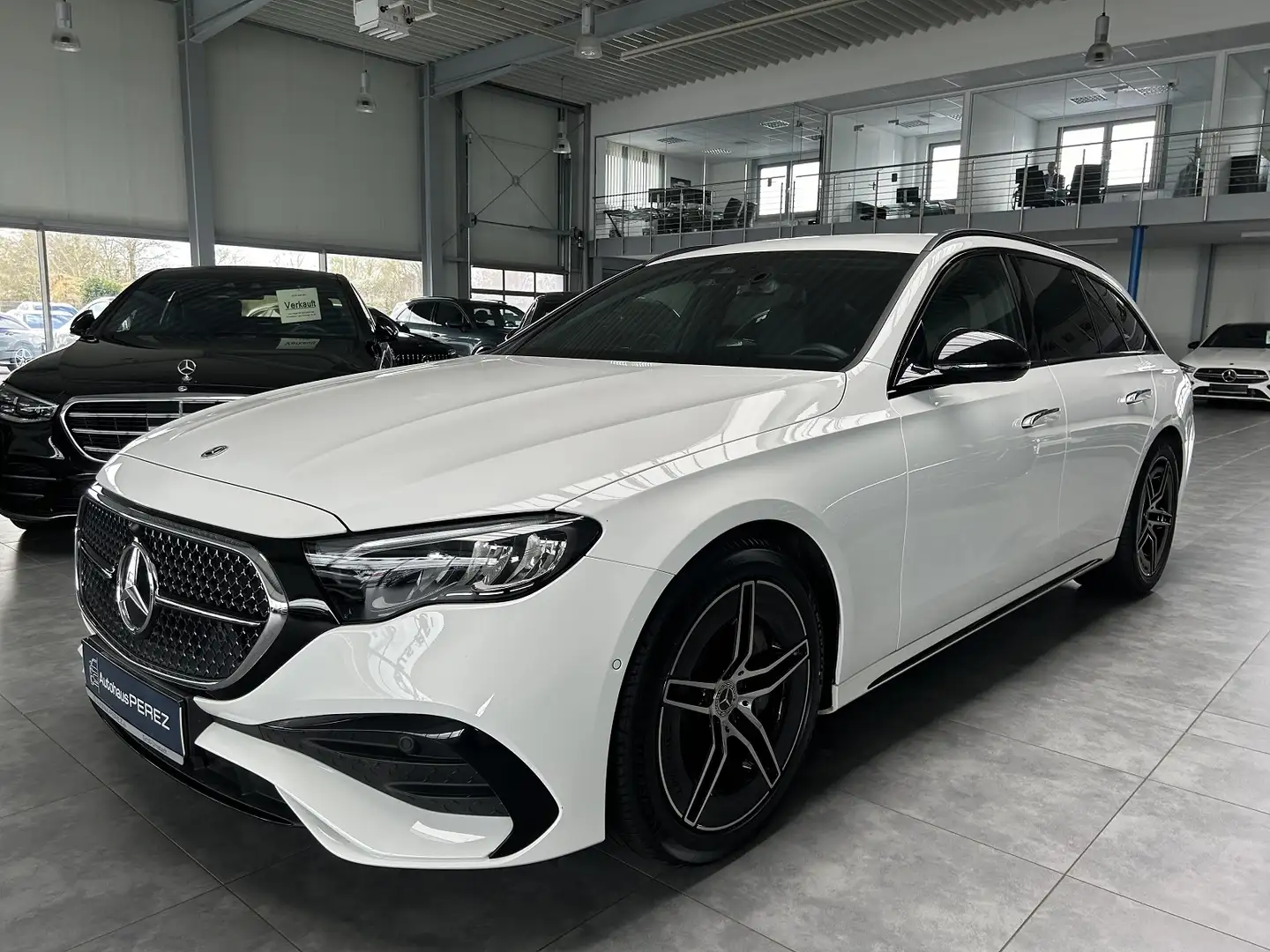 Mercedes-Benz E 200 T AMG Line Advanced NIGHT- AHK- DISTRONIC! Blanc - 2