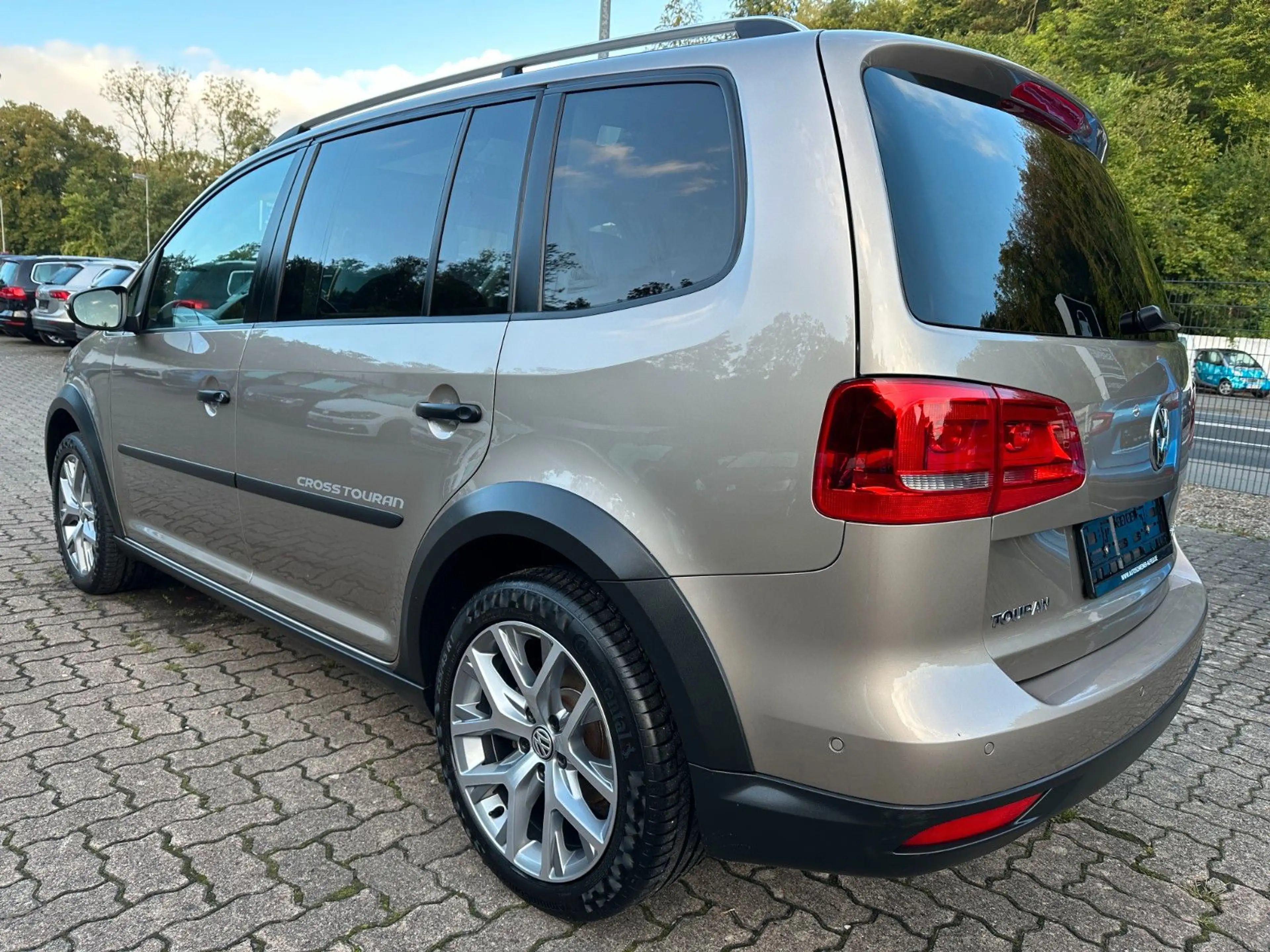 Volkswagen Touran CrossTouran 1.HAND AHK SHZ RFK PDC — photo 5