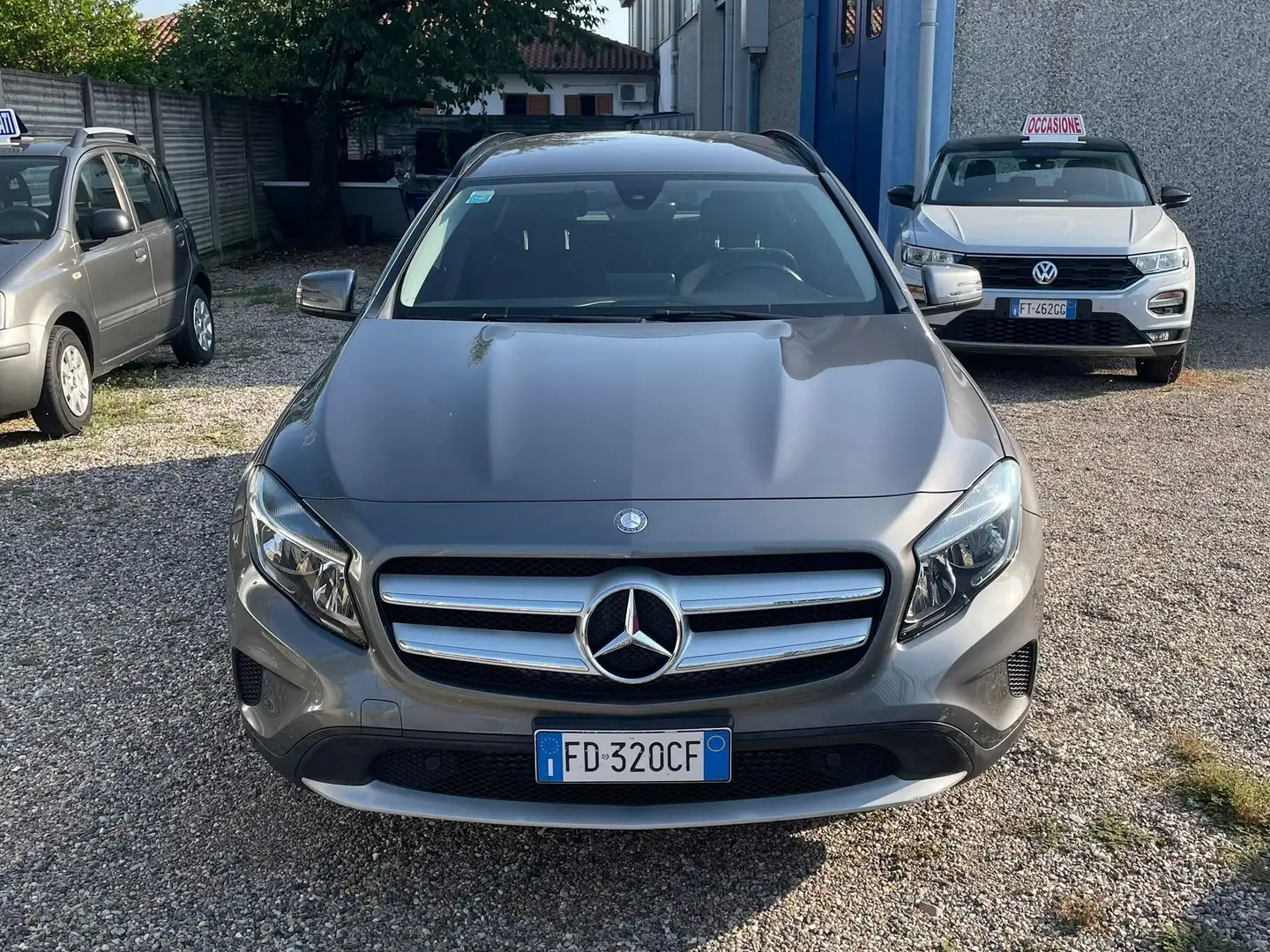 Mercedes-Benz GLA 200 GLA 200 2016 Executive Grigio - 2