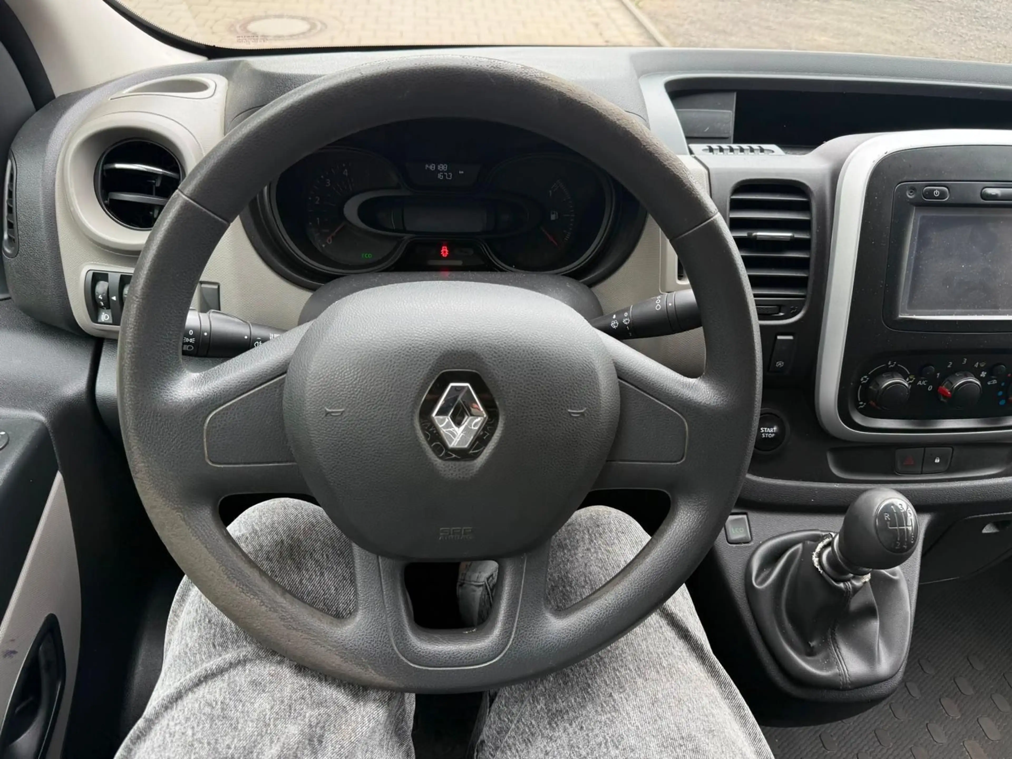 Renault Trafic Kasten L1H1 2,9t Komfort AHK Klima Navi — photo 10