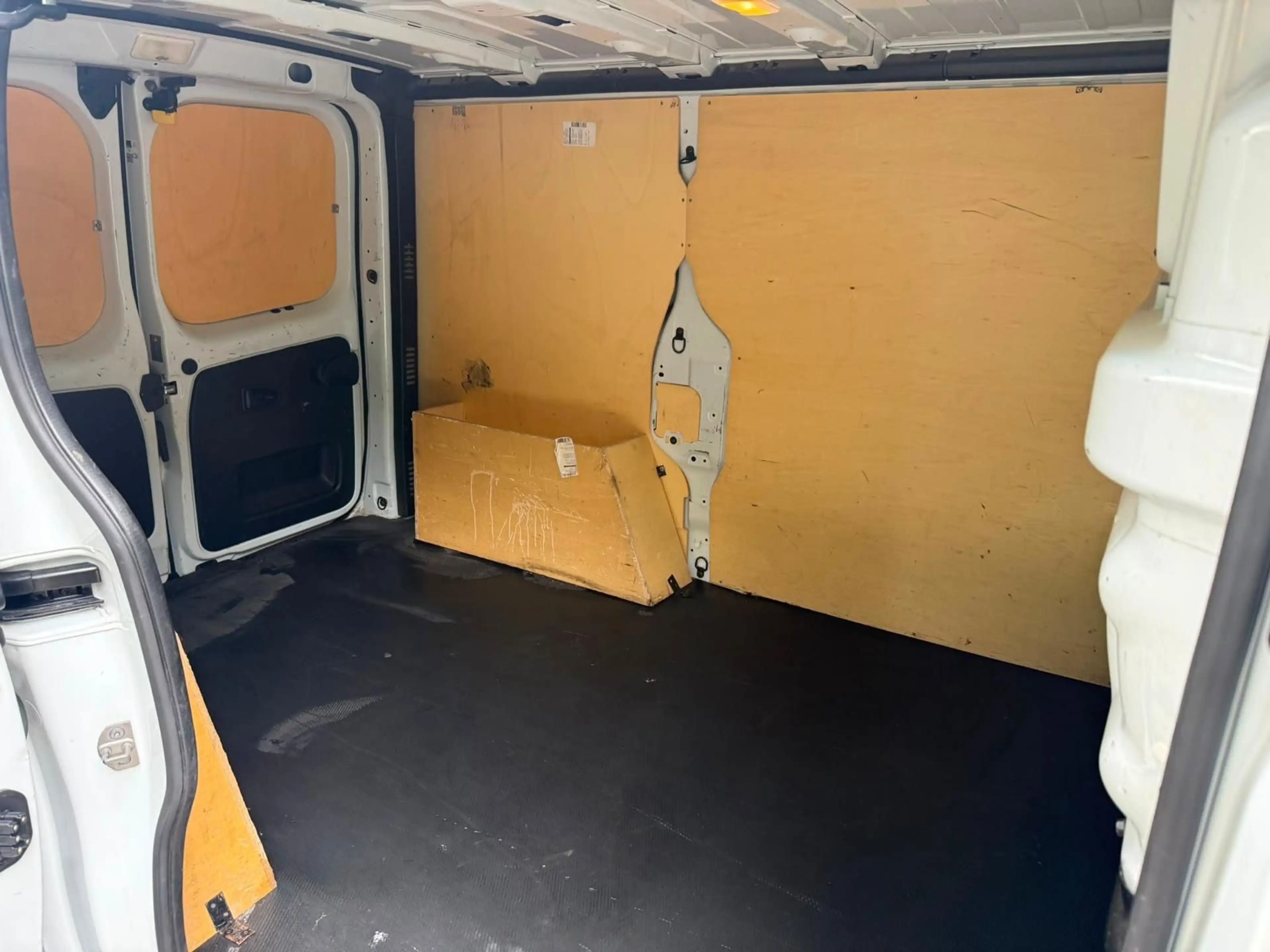Renault Trafic Kasten L1H1 2,9t Komfort AHK Klima Navi — photo 14