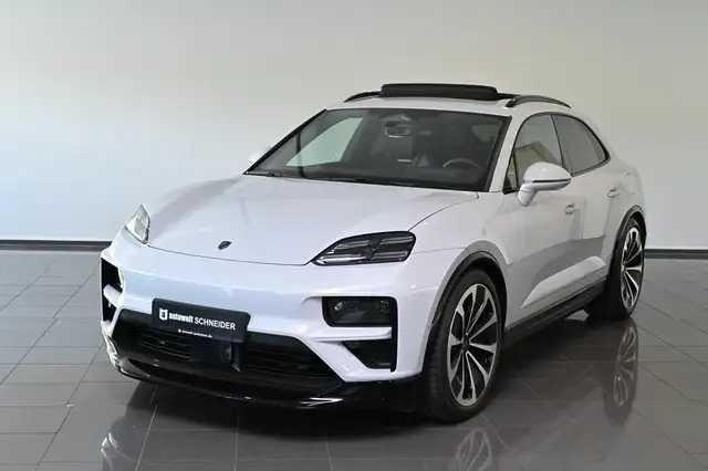 Porsche Macan Turbo AHK Pano HUD ACC HA Lenkung 22 Zoll