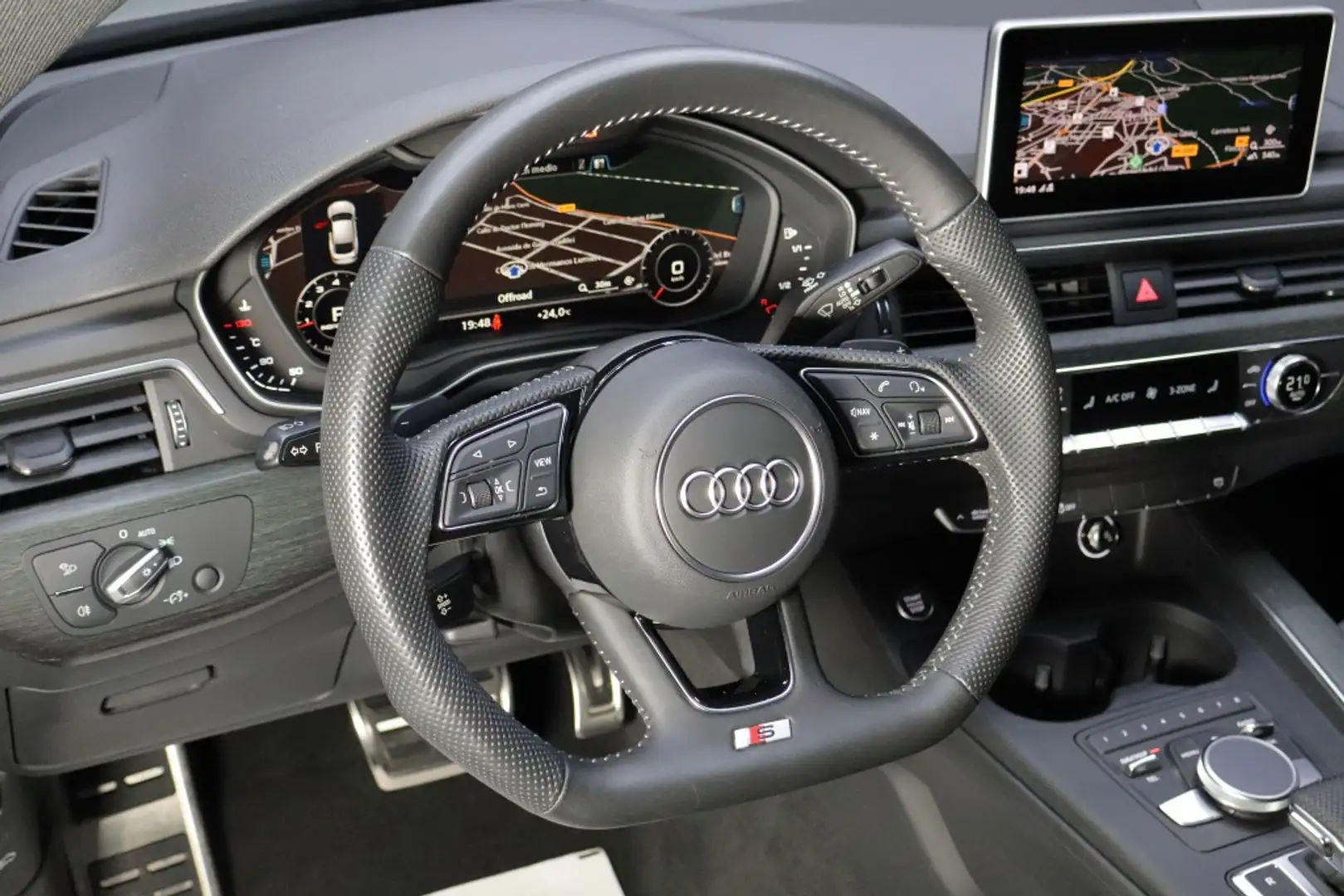 Audi A5 Sportback 35 TFSI Sport S tronic 110kW Gris - 2