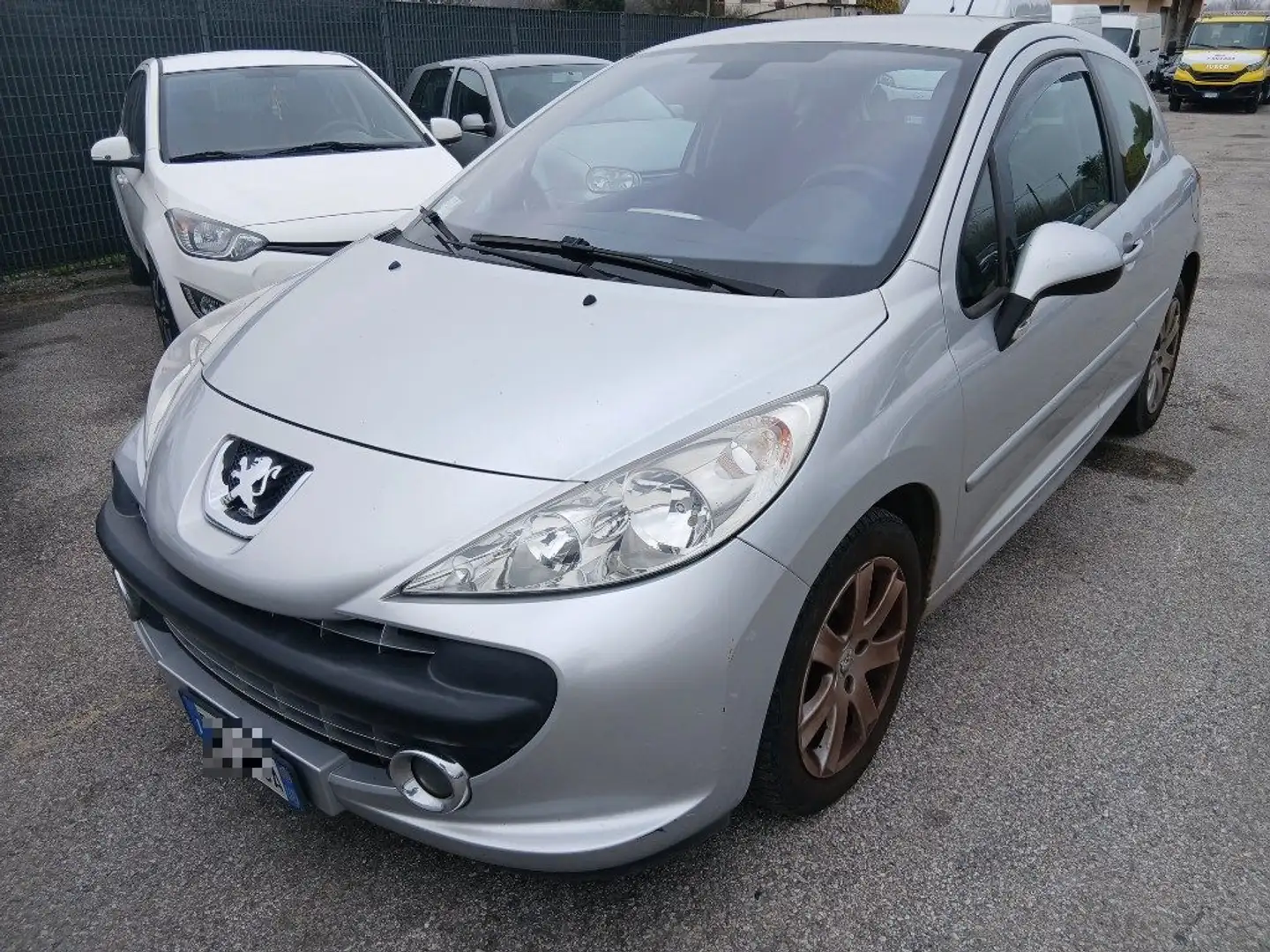 Peugeot 207 1.6 HDi 110CV 3p. Silber - 1