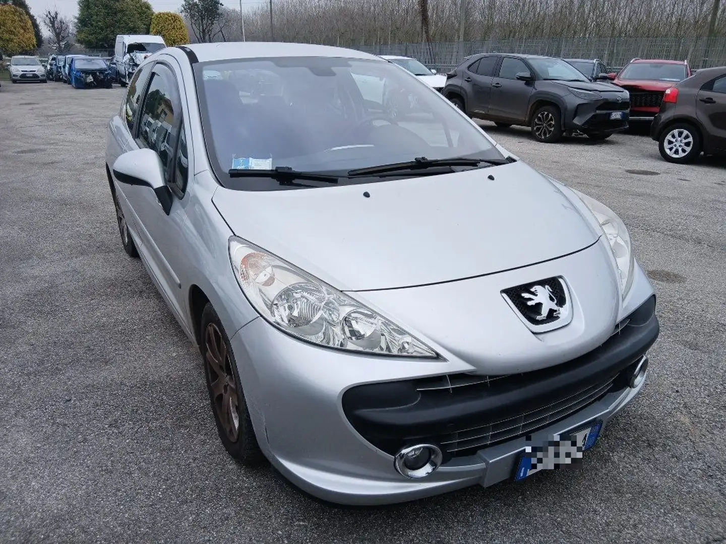 Peugeot 207 1.6 HDi 110CV 3p. Silber - 2