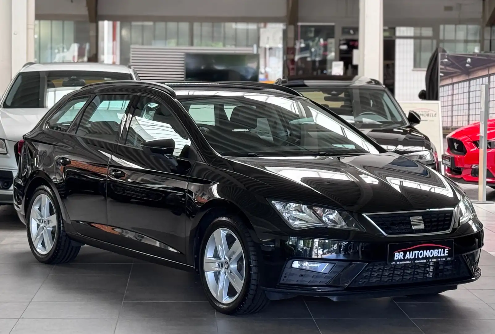 SEAT Leon Reference*2.Hand*SHZ*6-Gang*WR/SR-Alu*Tüv 08/26 - 2