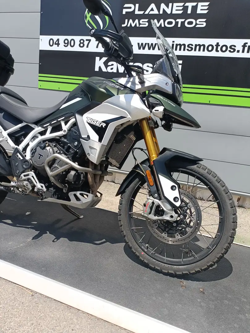 Triumph Tiger 900 Verde - 2