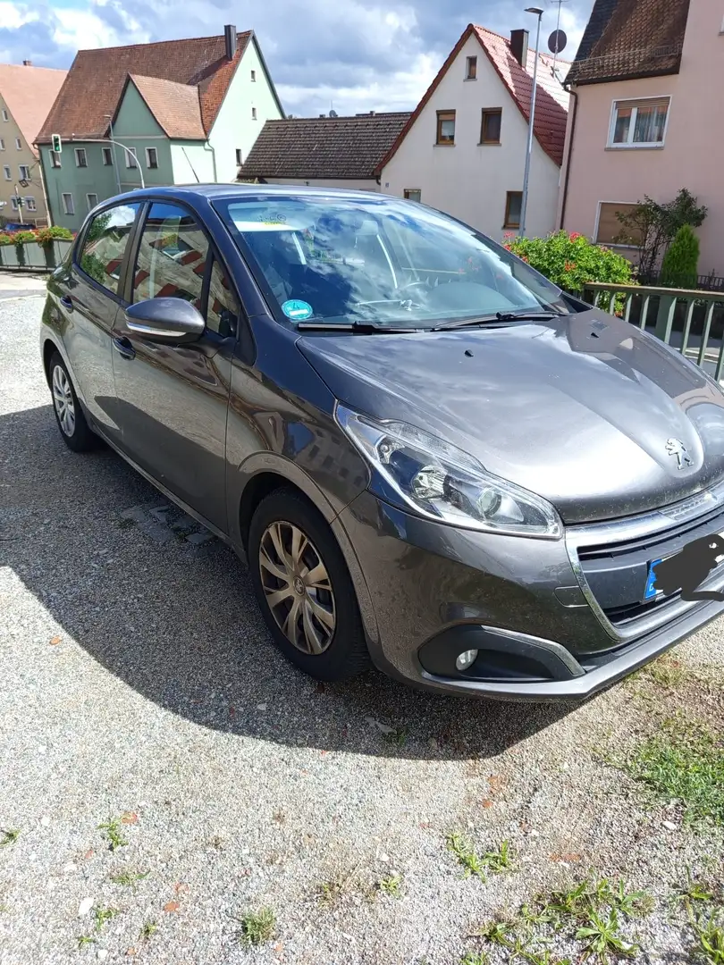 Peugeot 208 Active - 1