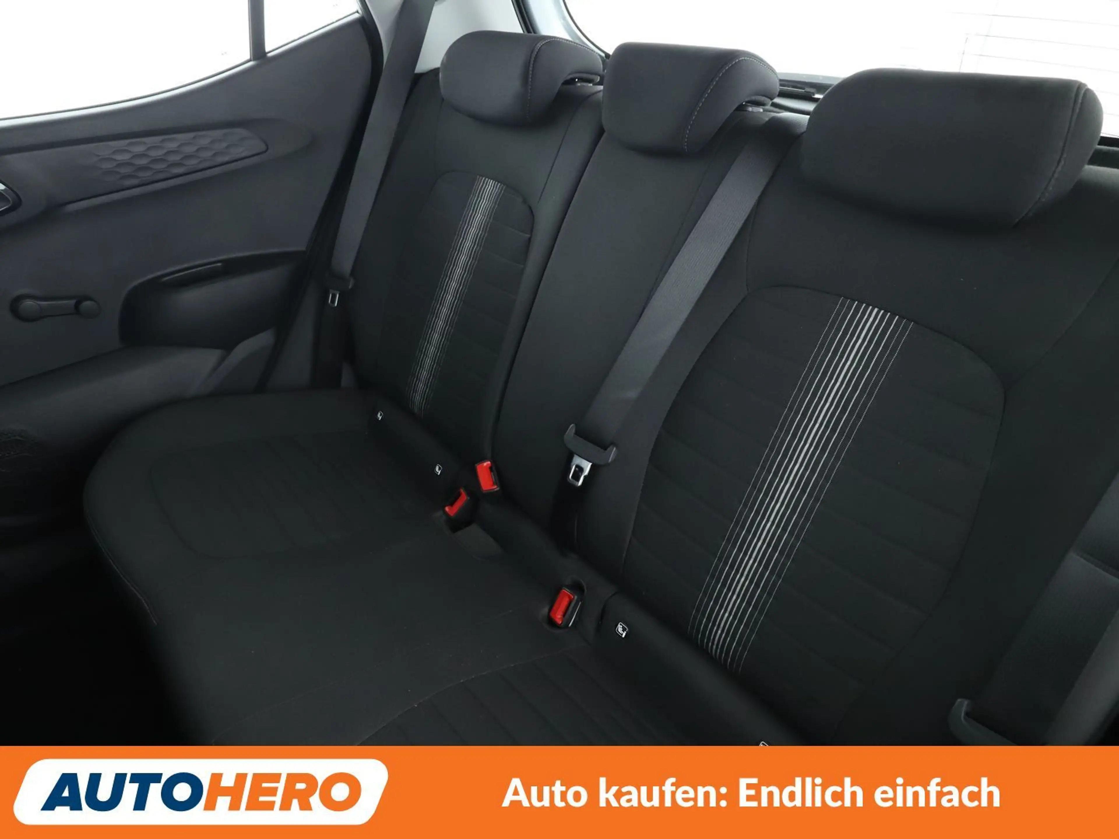 Hyundai i10 1.2 Trend Aut*PDC*SHZ*KLIMA*GARANTIE* — photo 14
