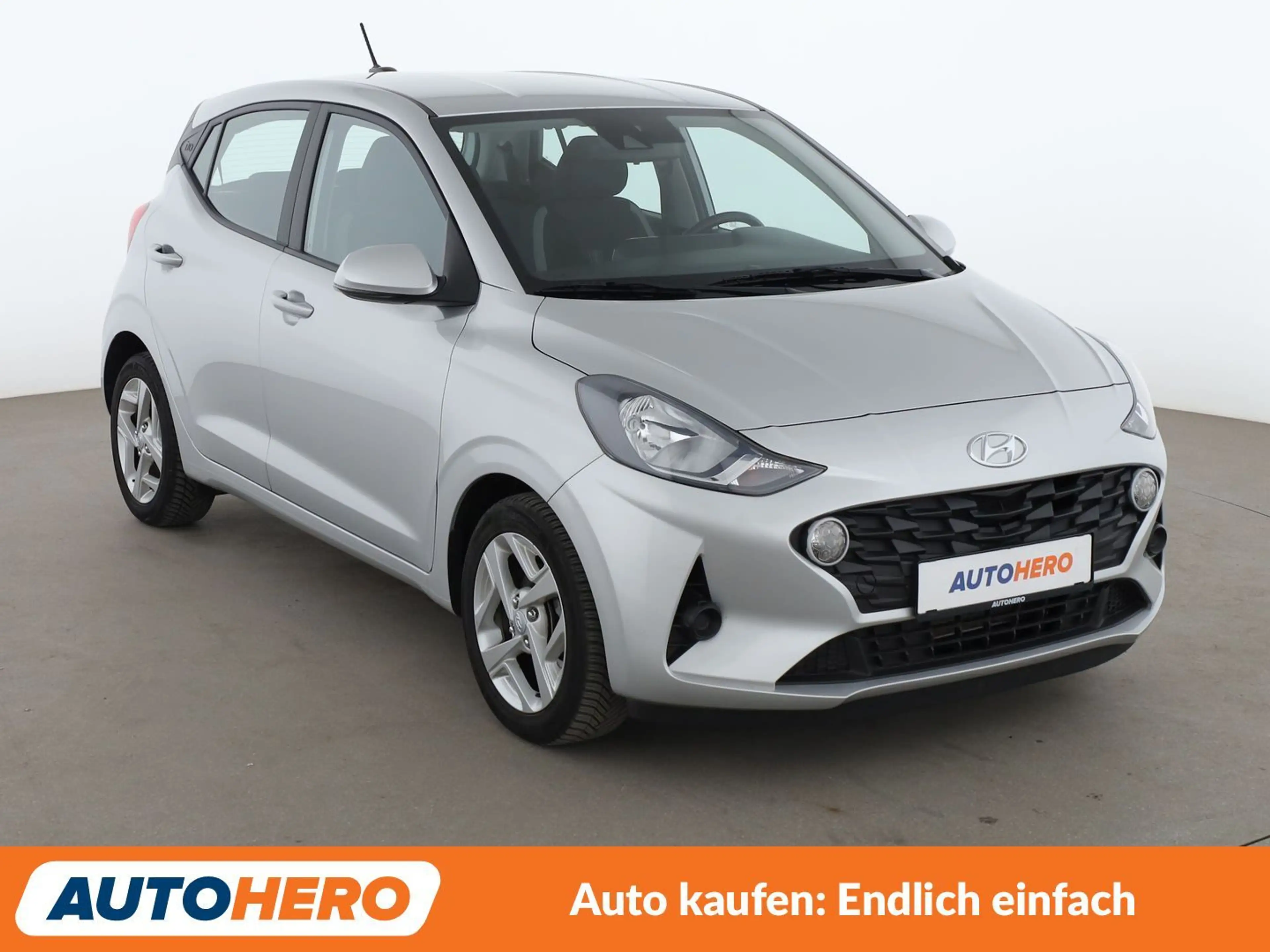 Hyundai i10 1.2 Trend Aut*PDC*SHZ*KLIMA*GARANTIE* — photo 8