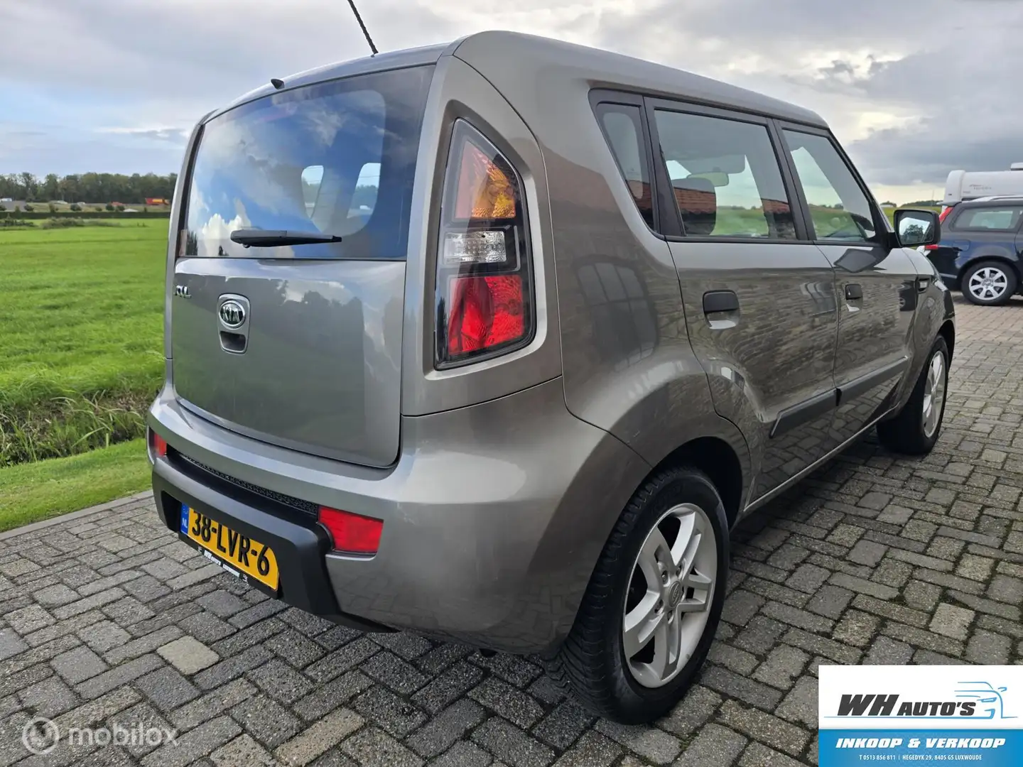 Kia Soul 1.6 X-pect Cool Gris - 2