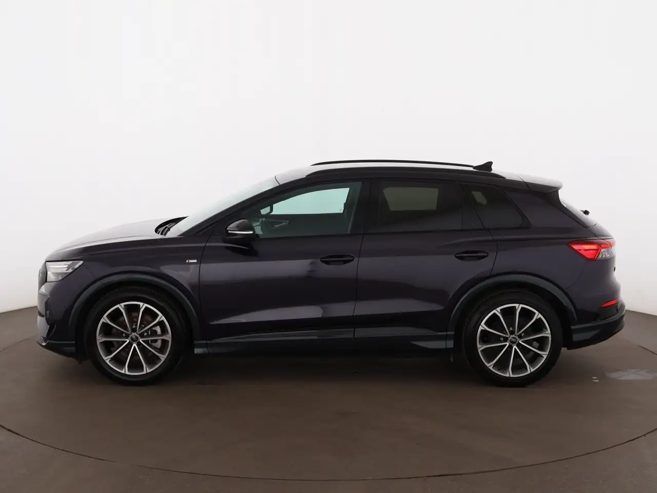Audi Q4 45 S-Line 82kWh Aut MATRIX RADAR LEDER, миниатюра 5