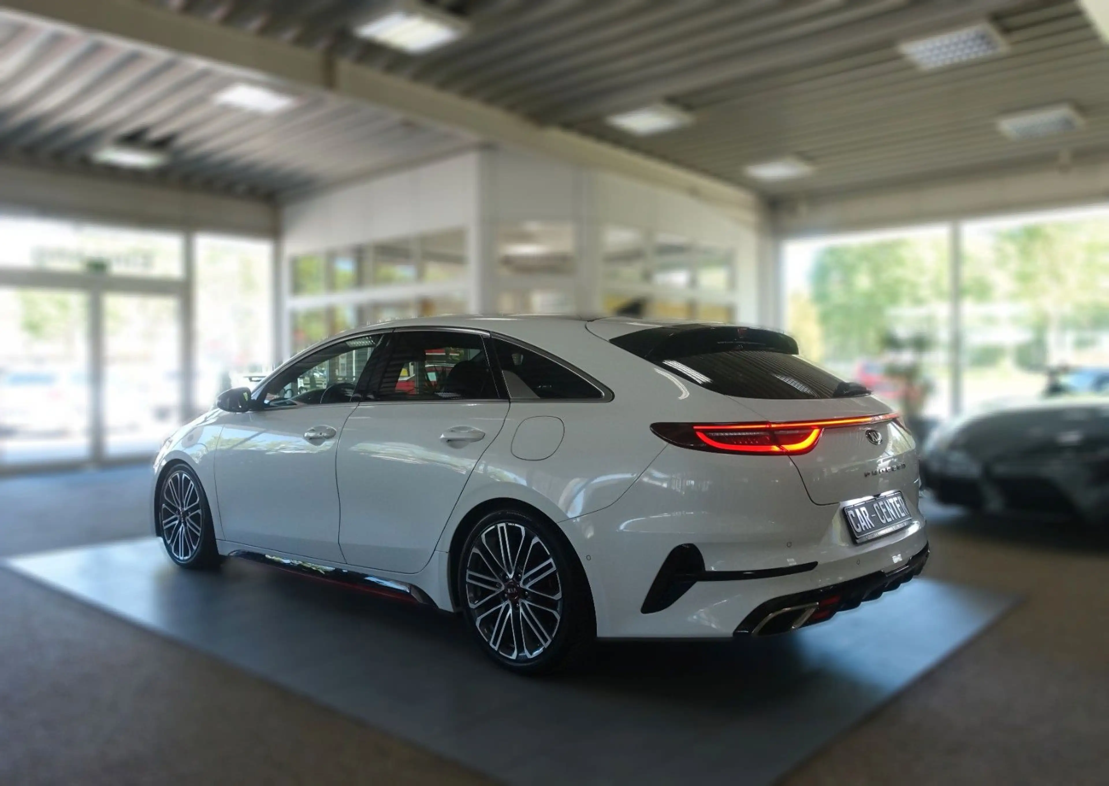 Kia ProCeed / pro_cee'd ProCeed GT DCT; NAV/ PANO/ KAM/ GJR/ KEYL/ JBL.. — photo 9