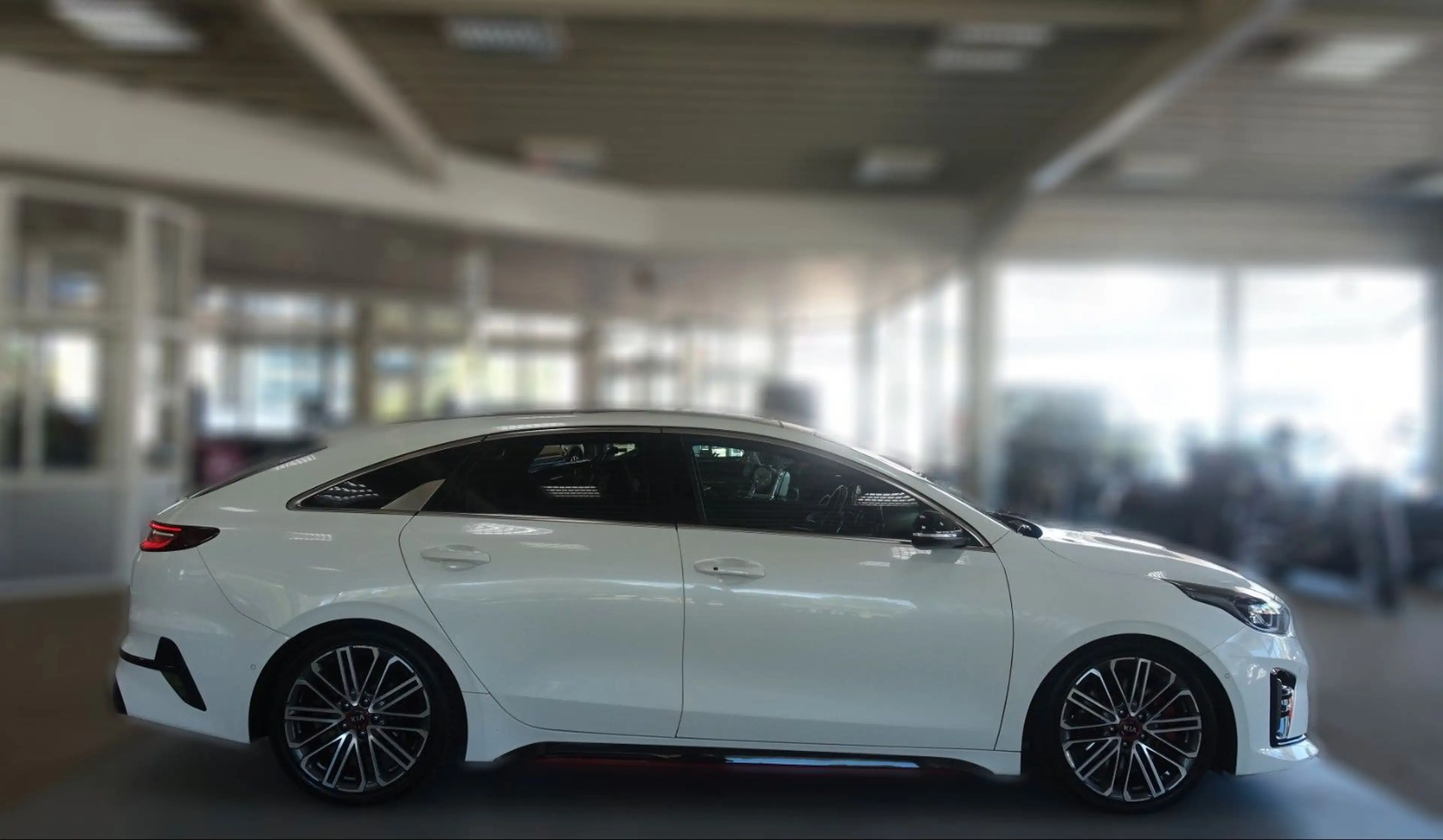 Kia ProCeed / pro_cee'd ProCeed GT DCT; NAV/ PANO/ KAM/ GJR/ KEYL/ JBL.. — photo 13