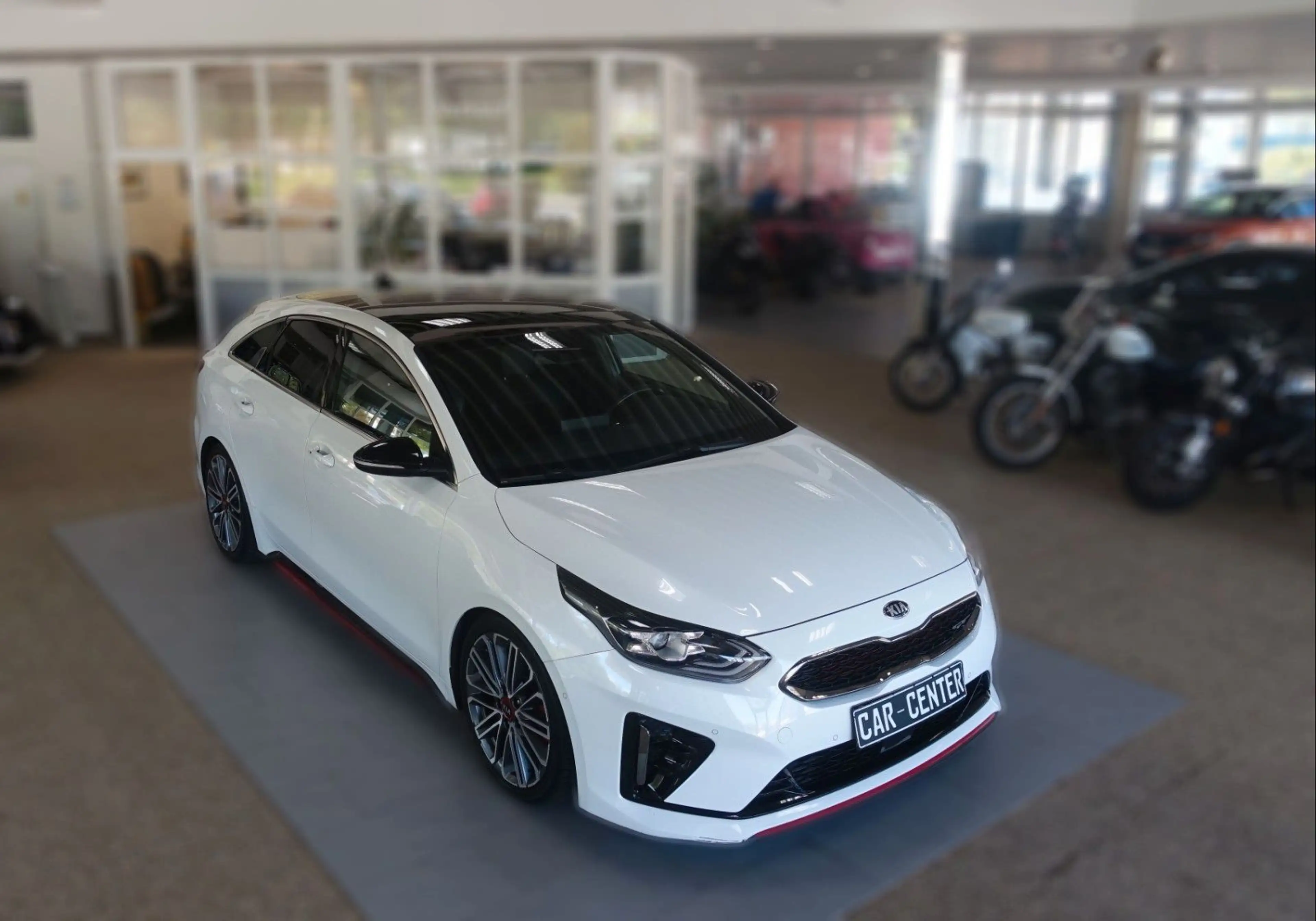 Kia ProCeed / pro_cee'd ProCeed GT DCT; NAV/ PANO/ KAM/ GJR/ KEYL/ JBL.. — photo 3