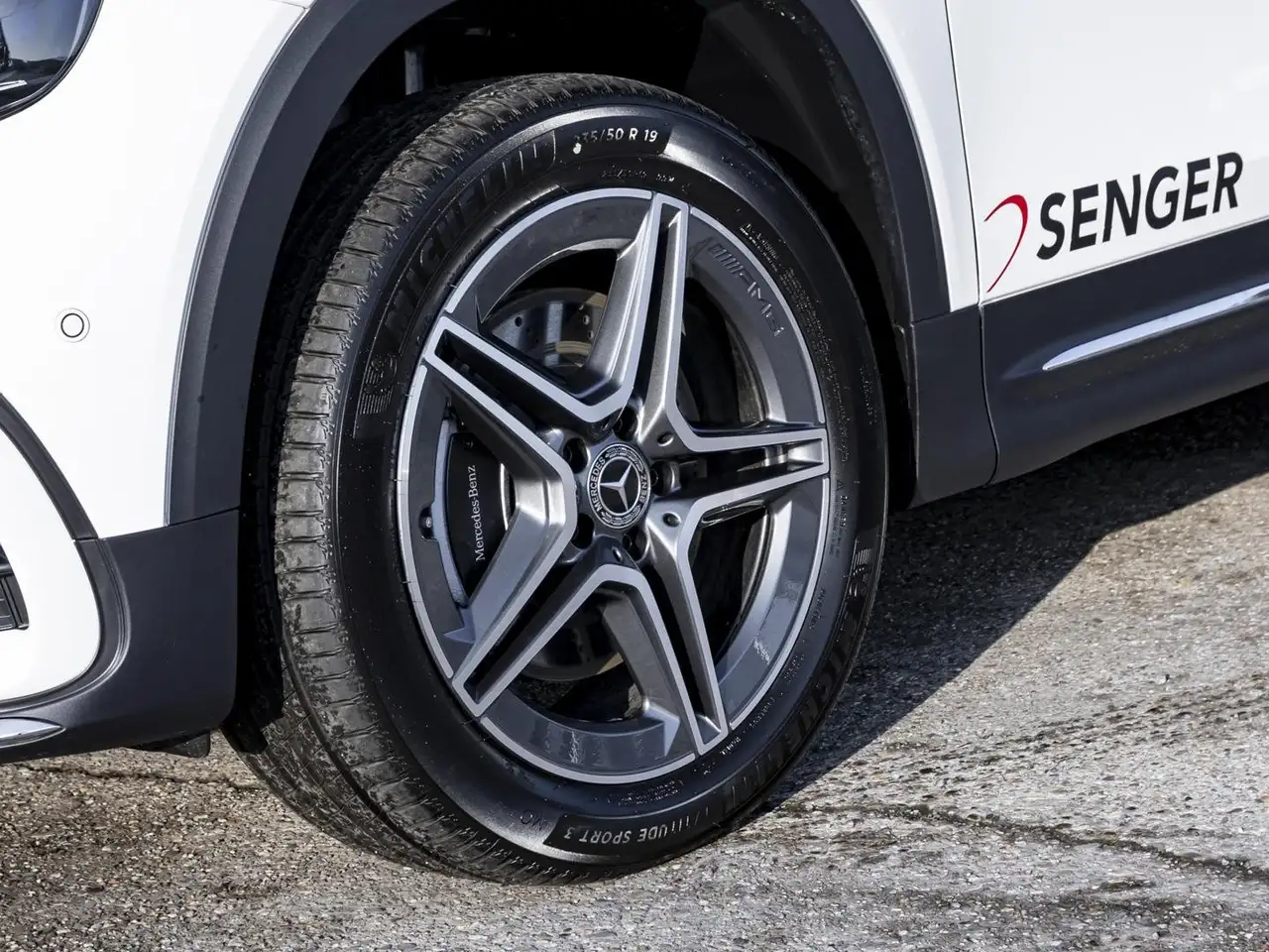 Mercedes-Benz GLB 220 d 4M AMG Distronic Multibeam 360°-K. AHK 9