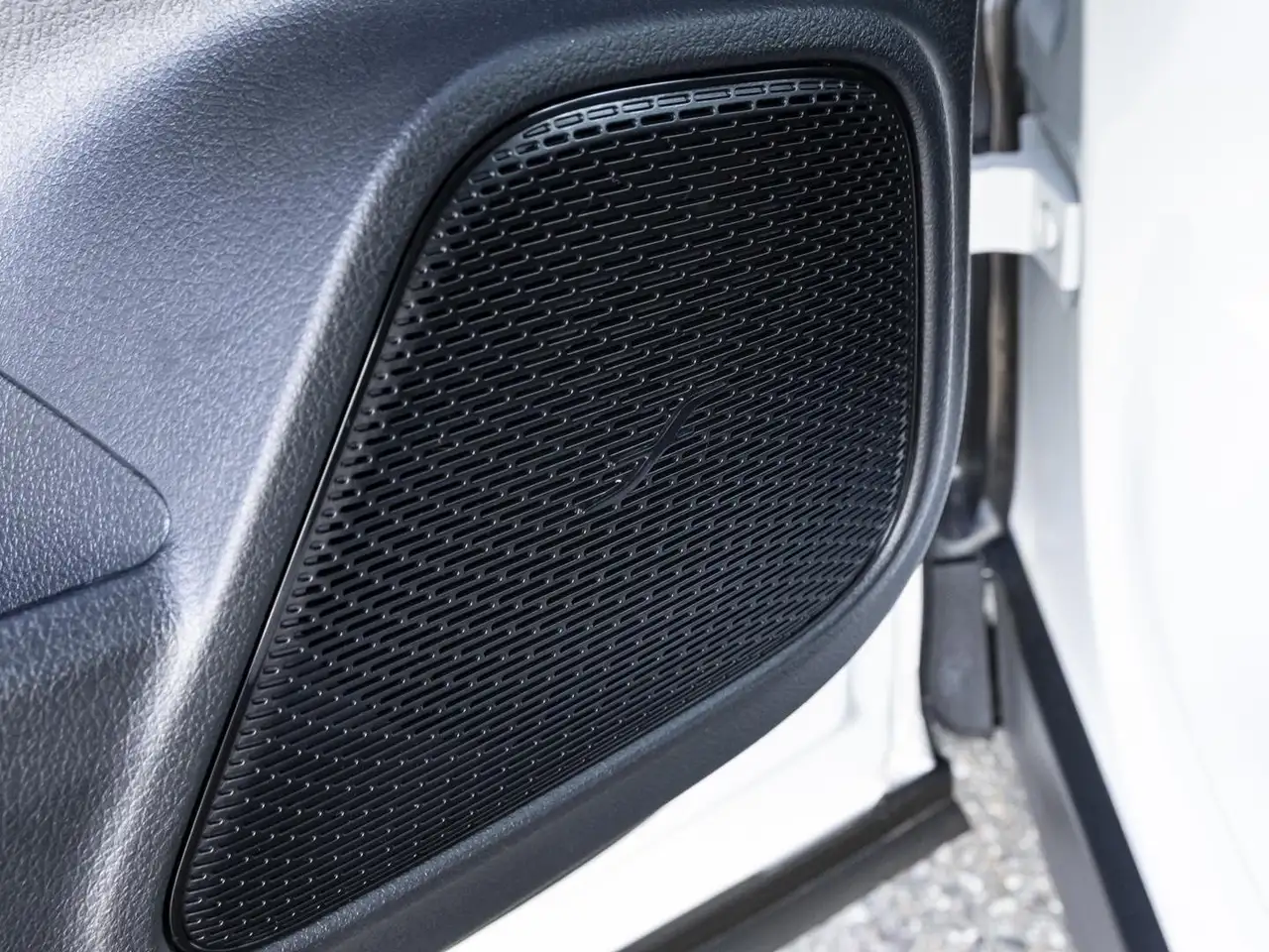 Mercedes-Benz GLB 220 d 4M AMG Distronic Multibeam 360°-K. AHK 16