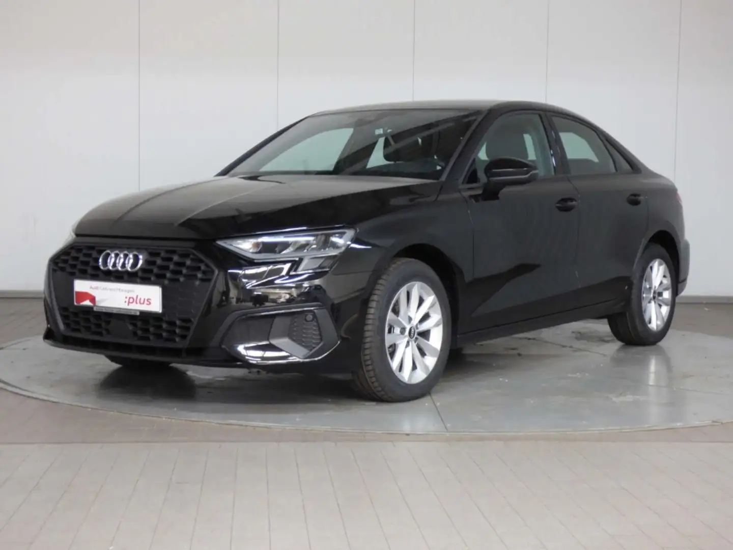 Audi A3 Limousine 30 TDI Schwarz - 2
