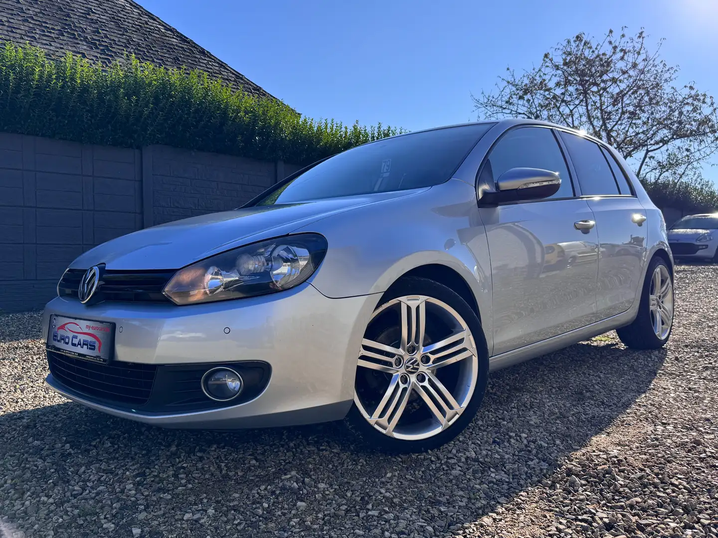Volkswagen Golf 1.6 CR TDi BlueMotion 1ER PROP/PDC/CRUISE/GARANTIE Gris - 1