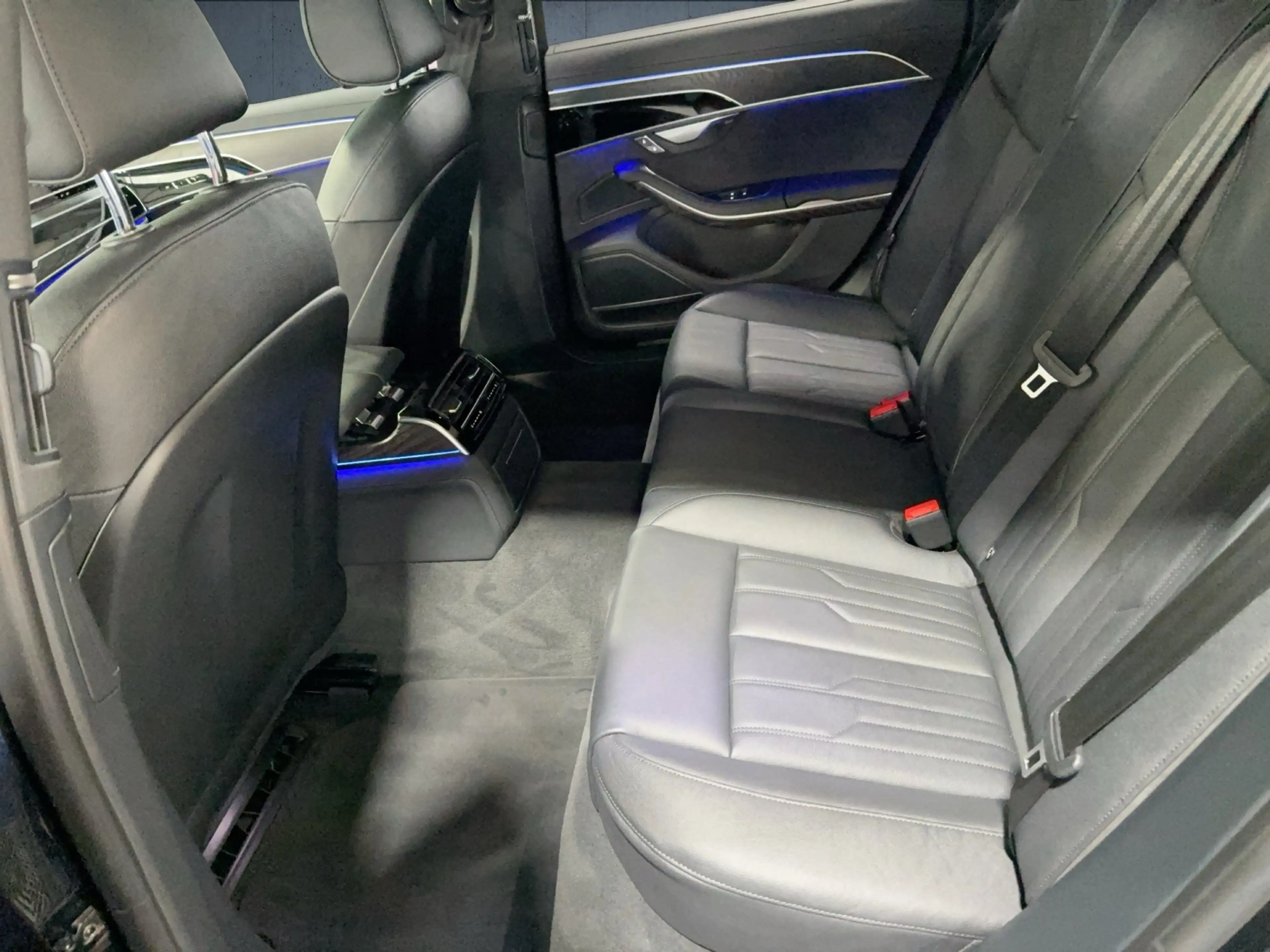 Audi A8 50 TDI qu. tiptr. PANO Stdhzg HUD 360 ACC 19 — photo 13