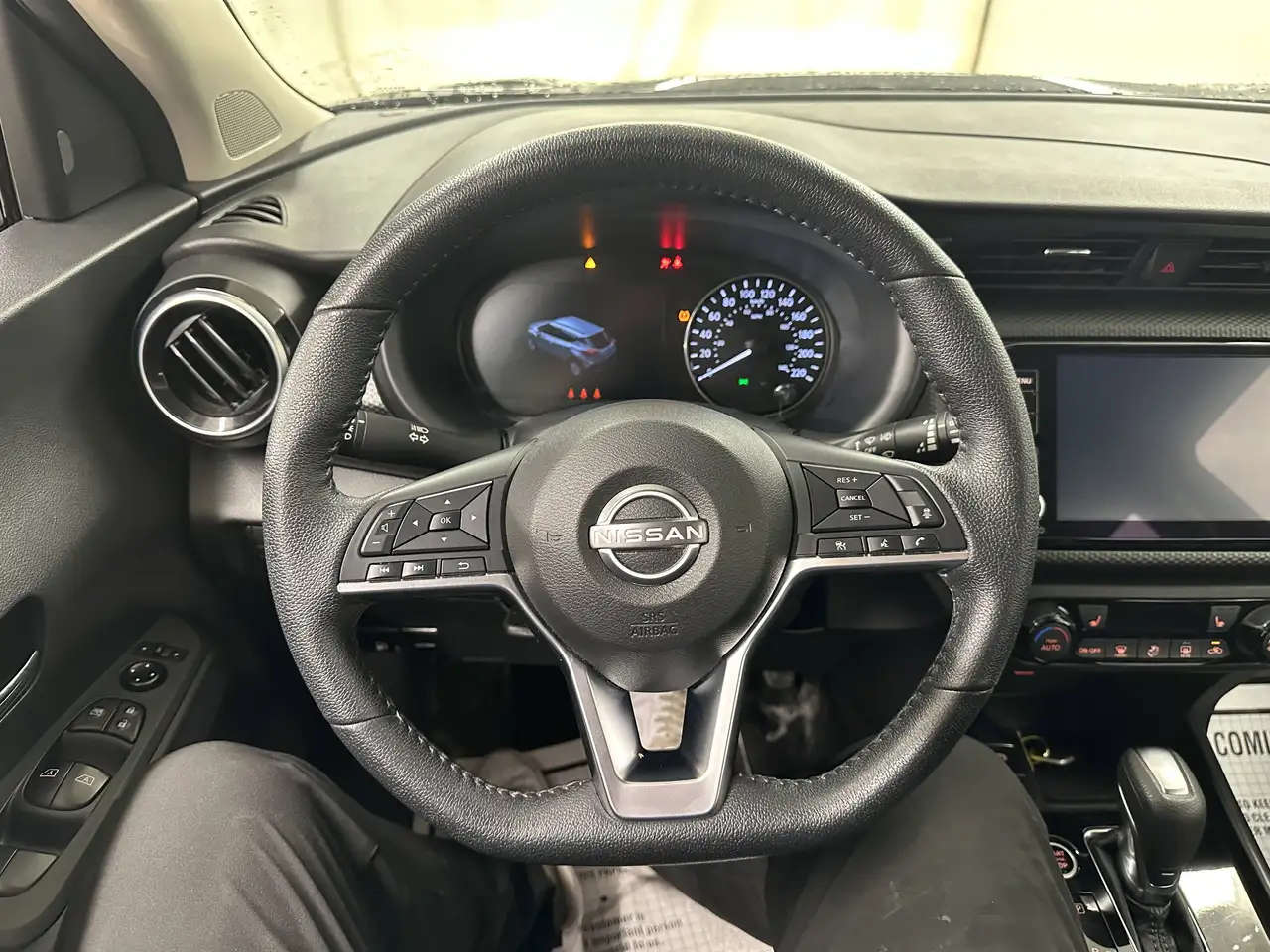 Nissan Kicks снимка Nissan Kicks