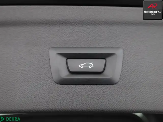 BMW Ix view 24