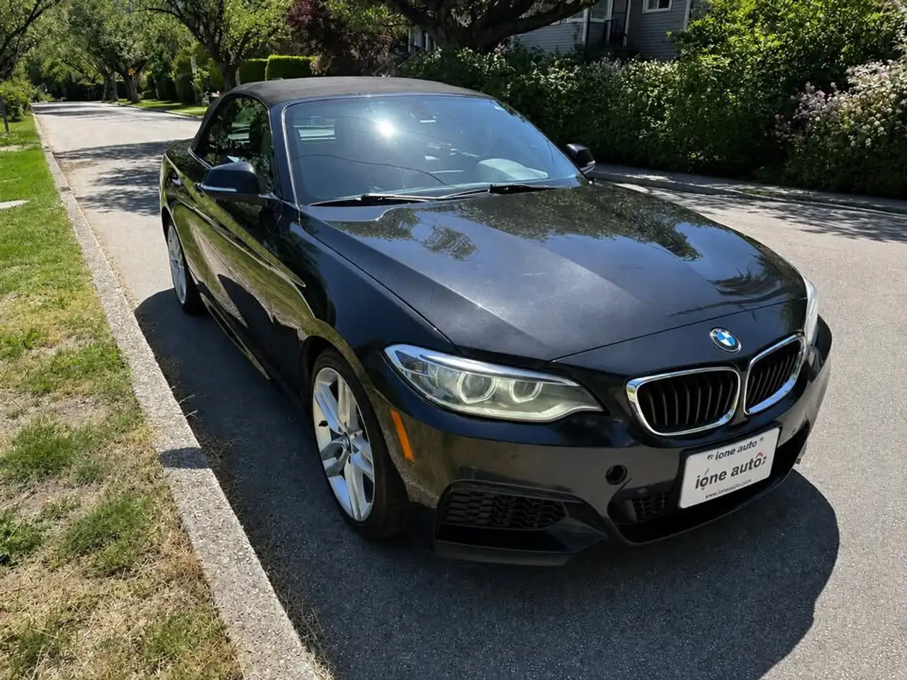 BMW 2 Series снимка BMW 2 Series