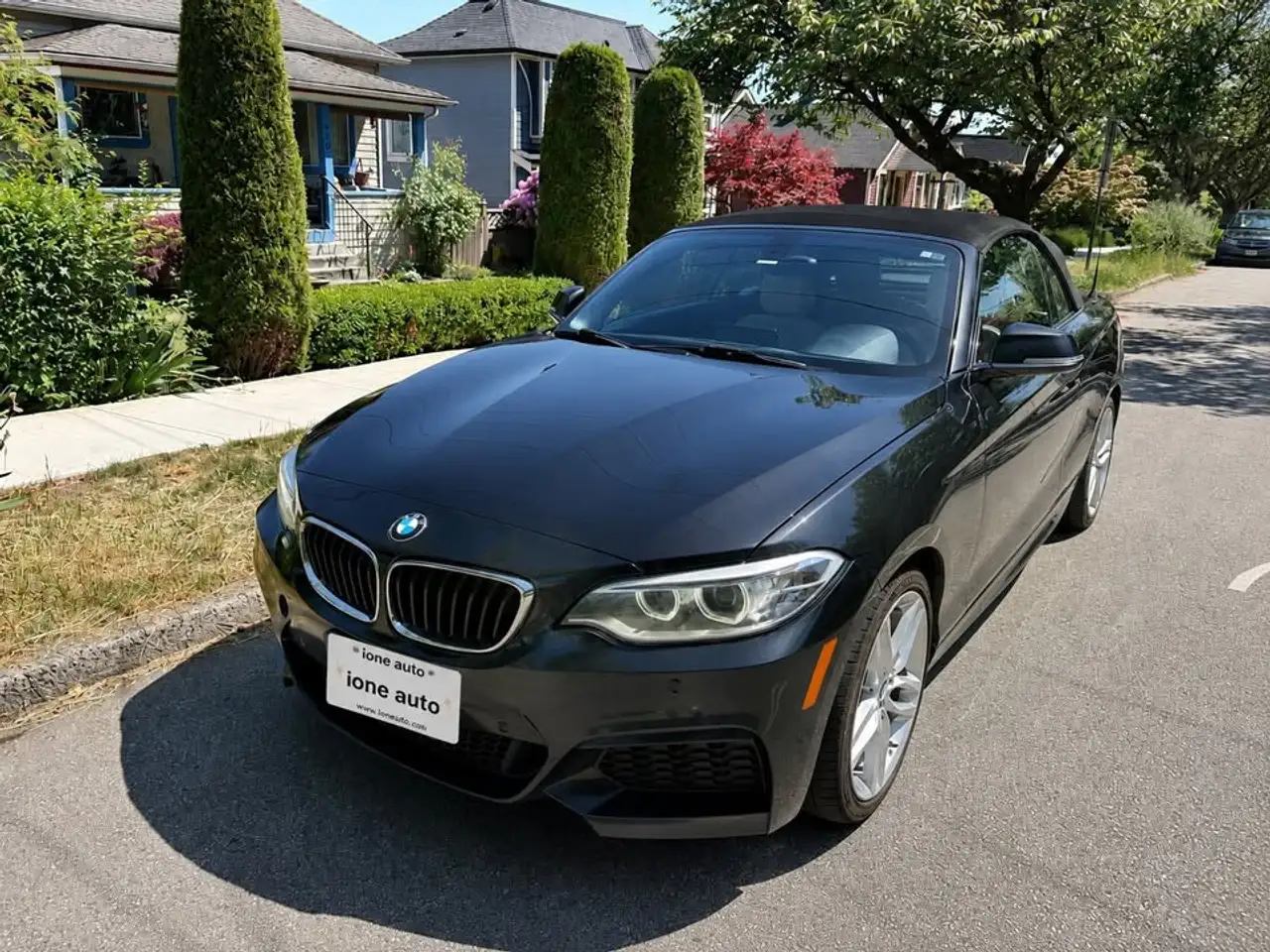 BMW 2 Series снимка BMW 2 Series