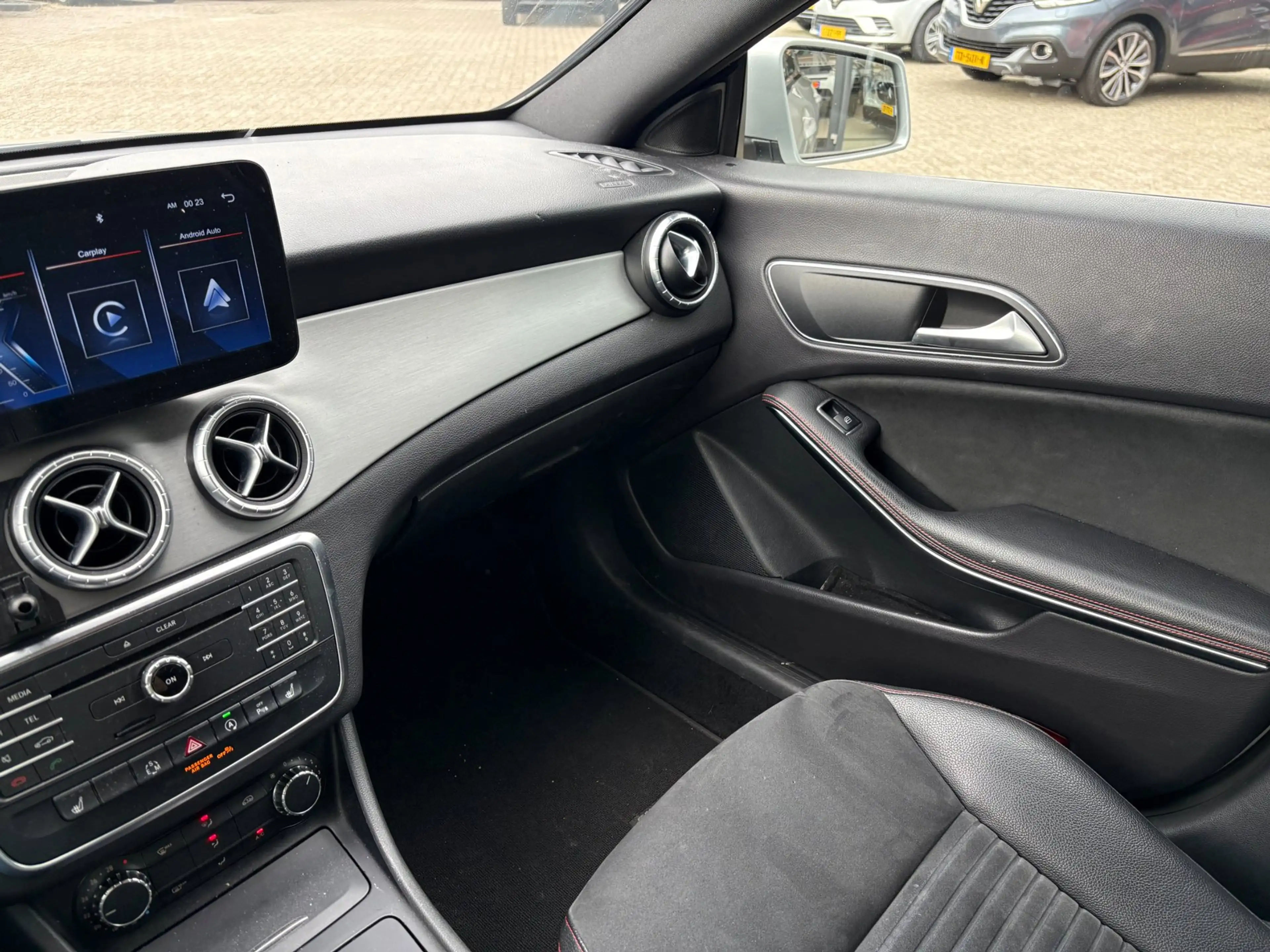 Mercedes-Benz CLA 180 Shooting Brake OrangeArt Edition — photo 19
