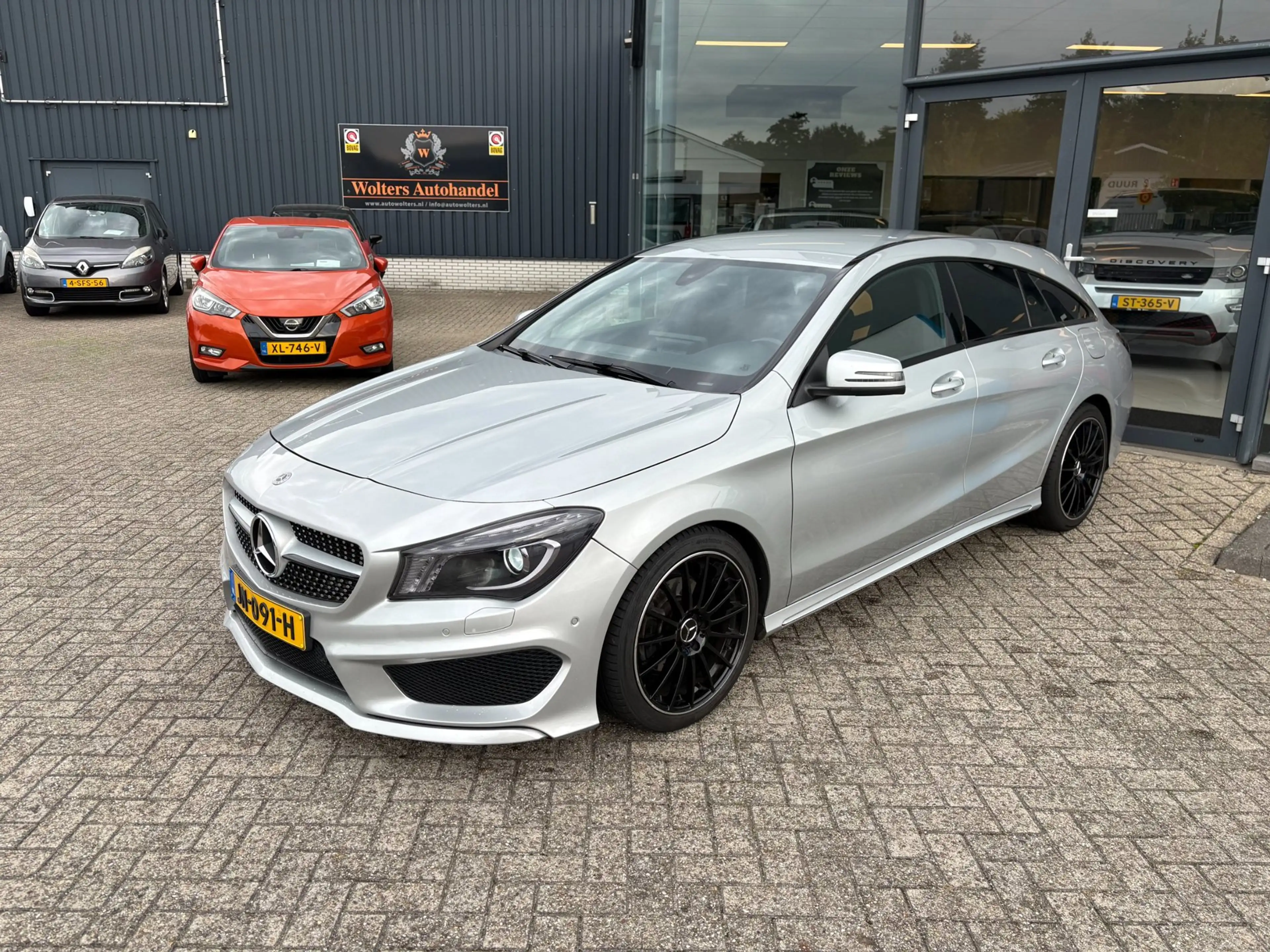 Mercedes-Benz CLA 180 Shooting Brake OrangeArt Edition — photo 5