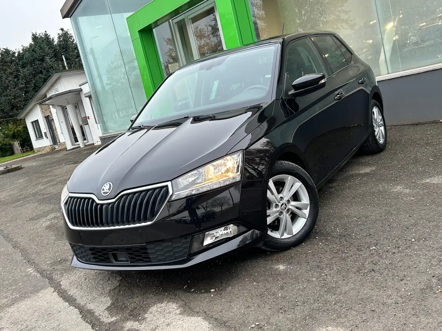 Skoda Fabia Fabia 1.0 TSI • CarPlay • FrontAssist • Zwart - 1