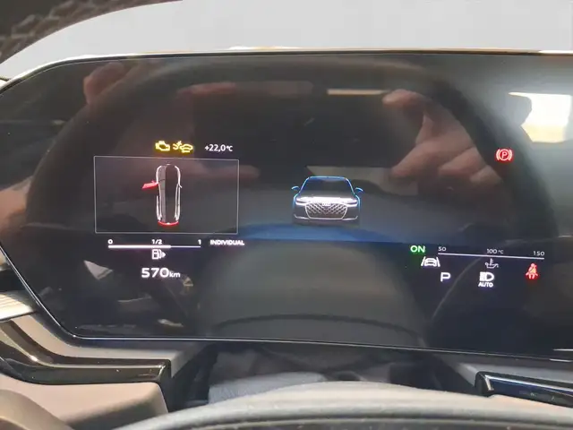 Audi A6 view 10