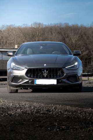 Imagine Maserati Ghibli Trofeo