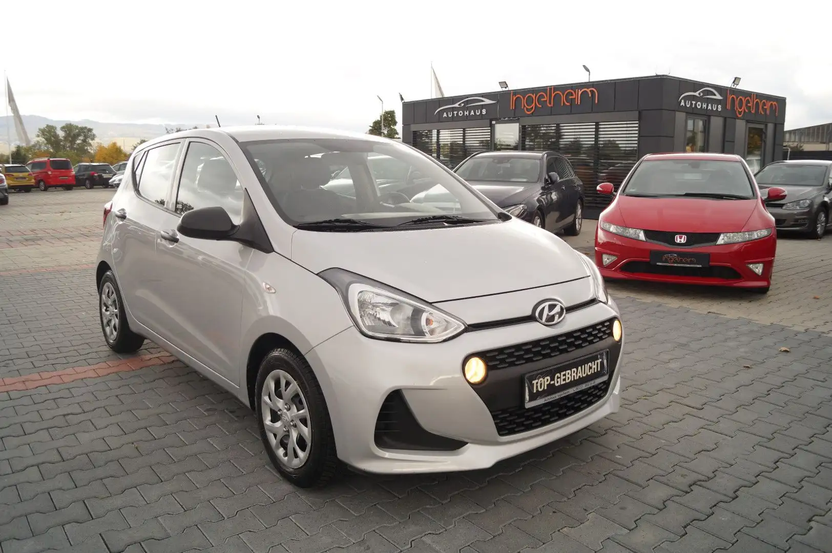 Hyundai i10 blue Classic Klima St/Stop Euro 6 Silber - 1