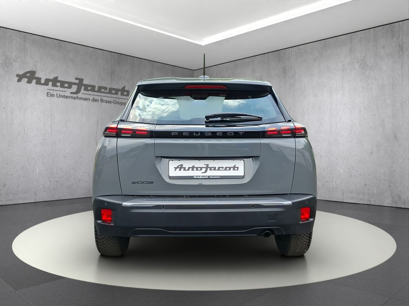Peugeot 2008 1.2 PureTech 100 Active — photo 4