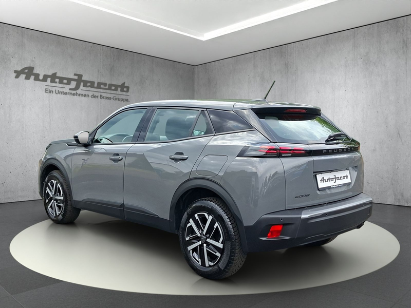 Peugeot 2008 1.2 PureTech 100 Active — photo 3