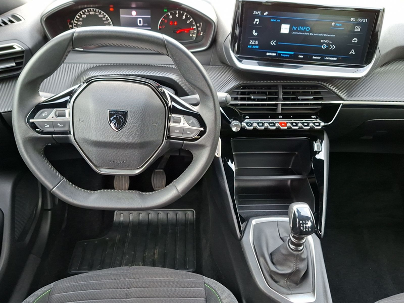 Peugeot 2008 1.2 PureTech 100 Active — photo 14