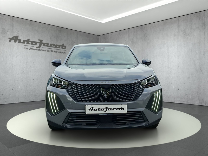Peugeot 2008 1.2 PureTech 100 Active — photo 8