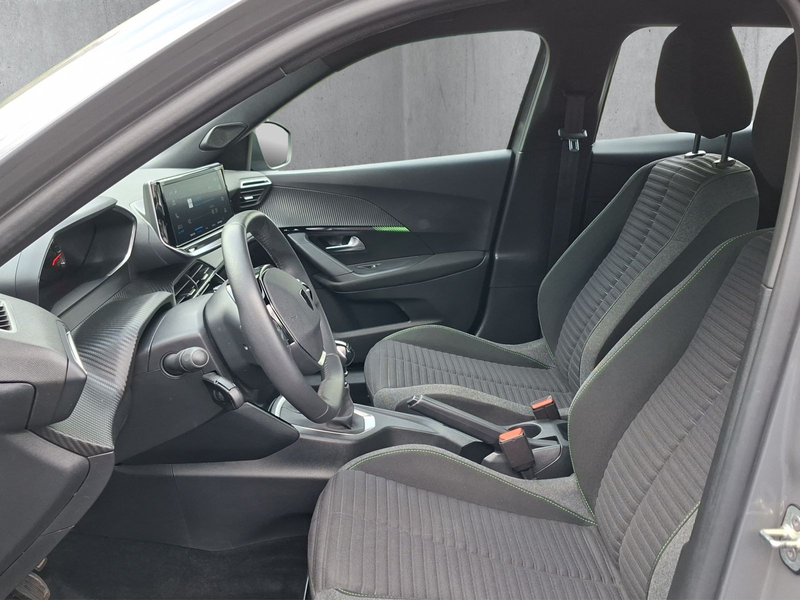 Peugeot 2008 1.2 PureTech 100 Active — photo 9