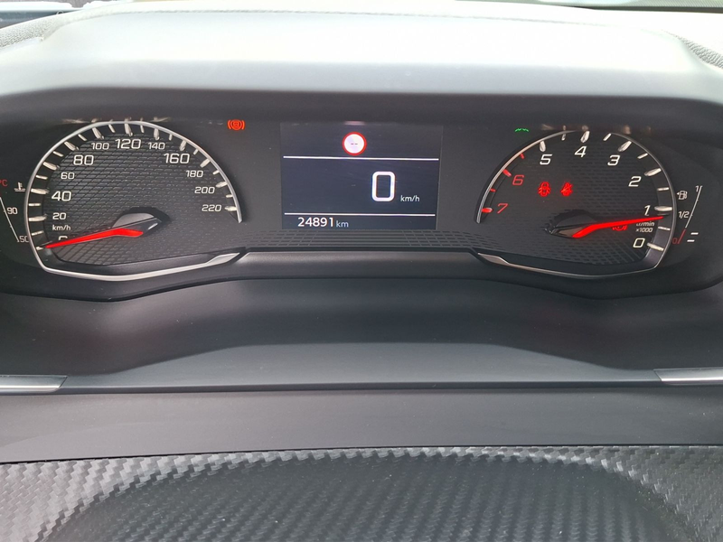 Peugeot 2008 1.2 PureTech 100 Active — photo 11