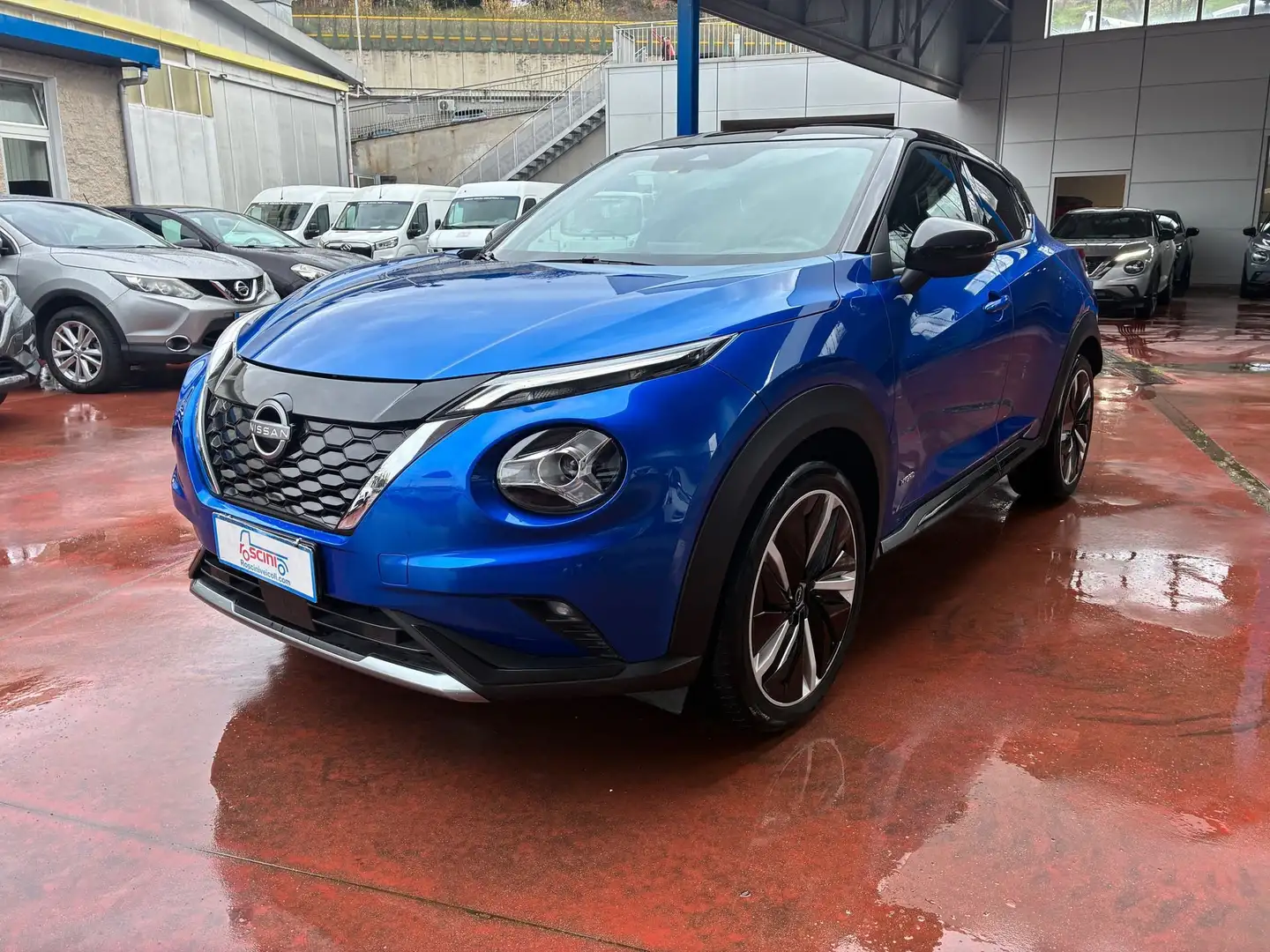 Nissan Juke 1.6 HEV N-Design Auto Blau - 1