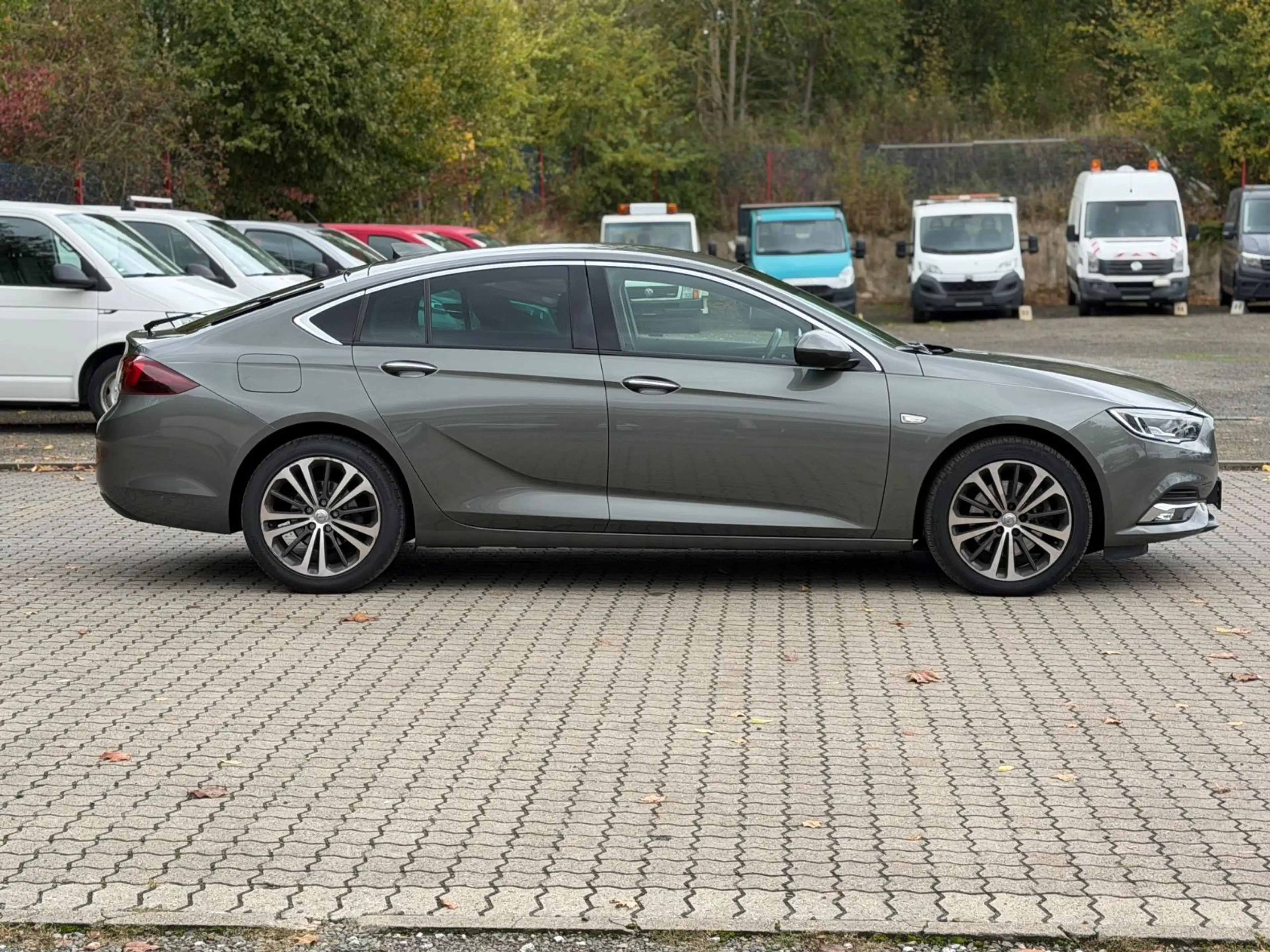 Opel Insignia 2.0 CDTI *170 PS *NAVI* LEDER* XENON — photo 7