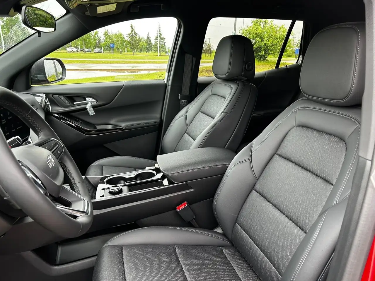 Chevrolet Equinox photo Chevrolet Equinox
