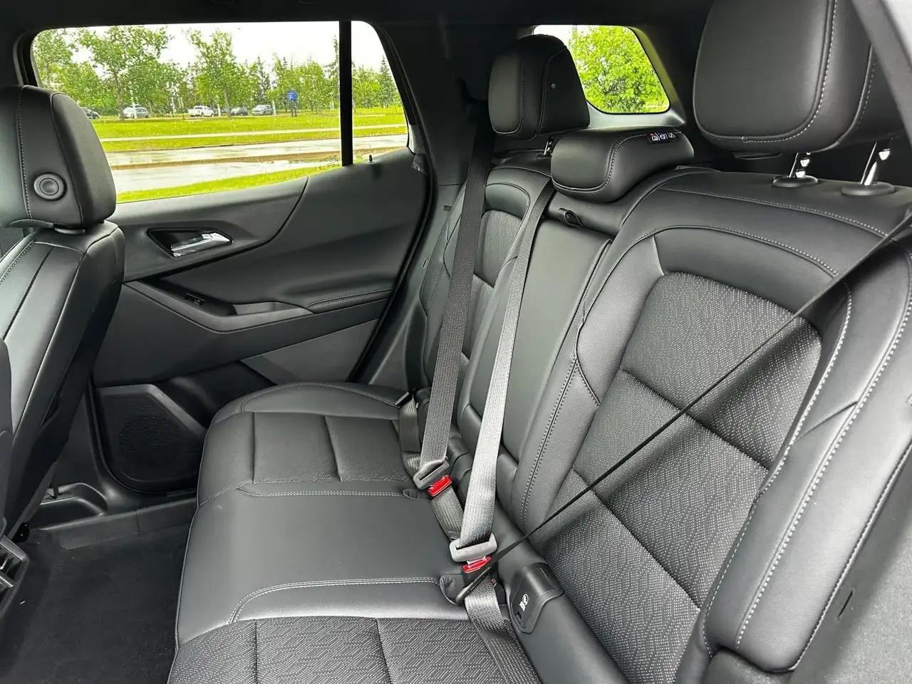 Chevrolet Equinox photo Chevrolet Equinox