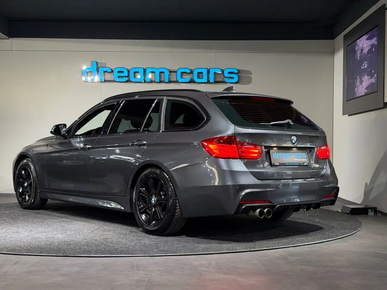 BMW 320 d Touring / M Sportpaket / Navi Prof / HIFI Bild 3