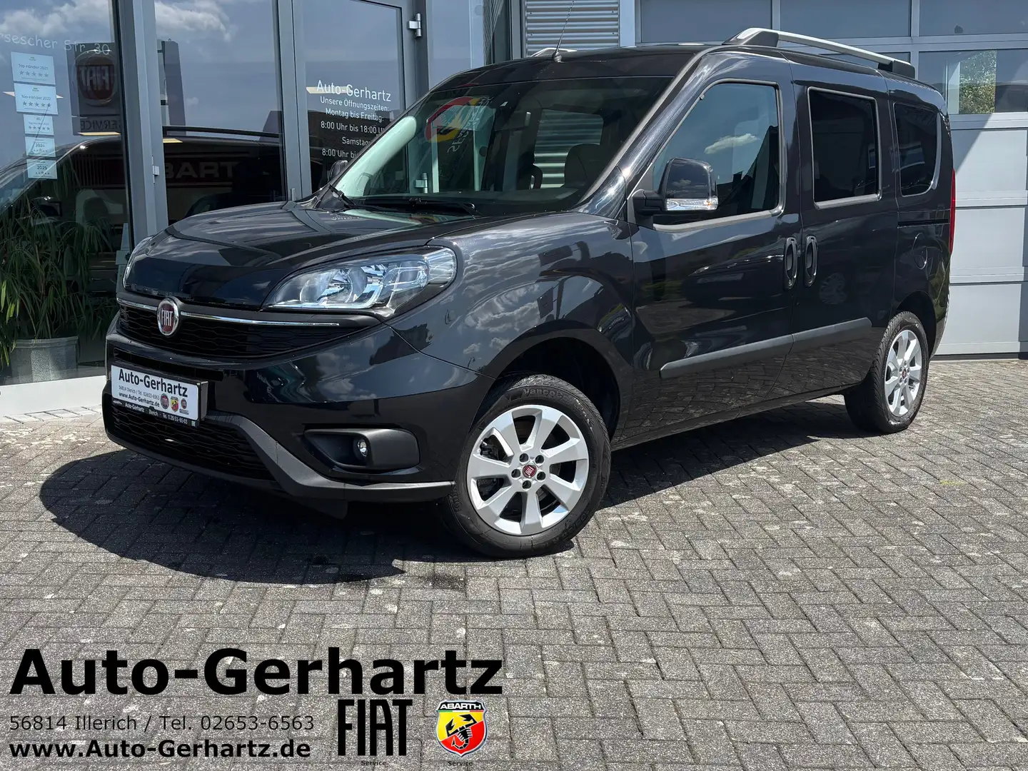 Fiat Doblo More / AHK! Schwarz - 1