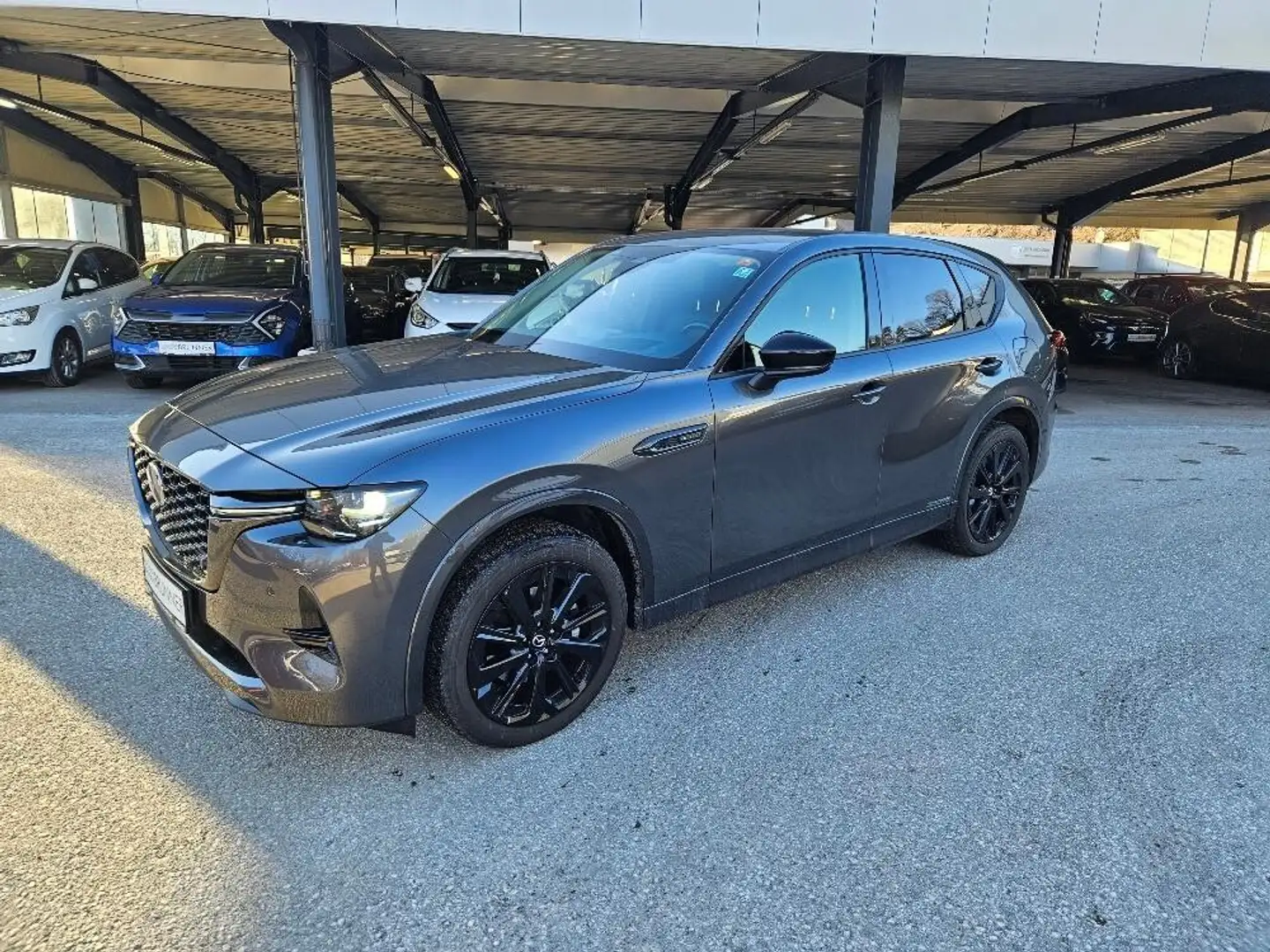 Mazda CX-60 3.3L e-SKYACTIV D AWD HOMURA Aut. Grau - 2