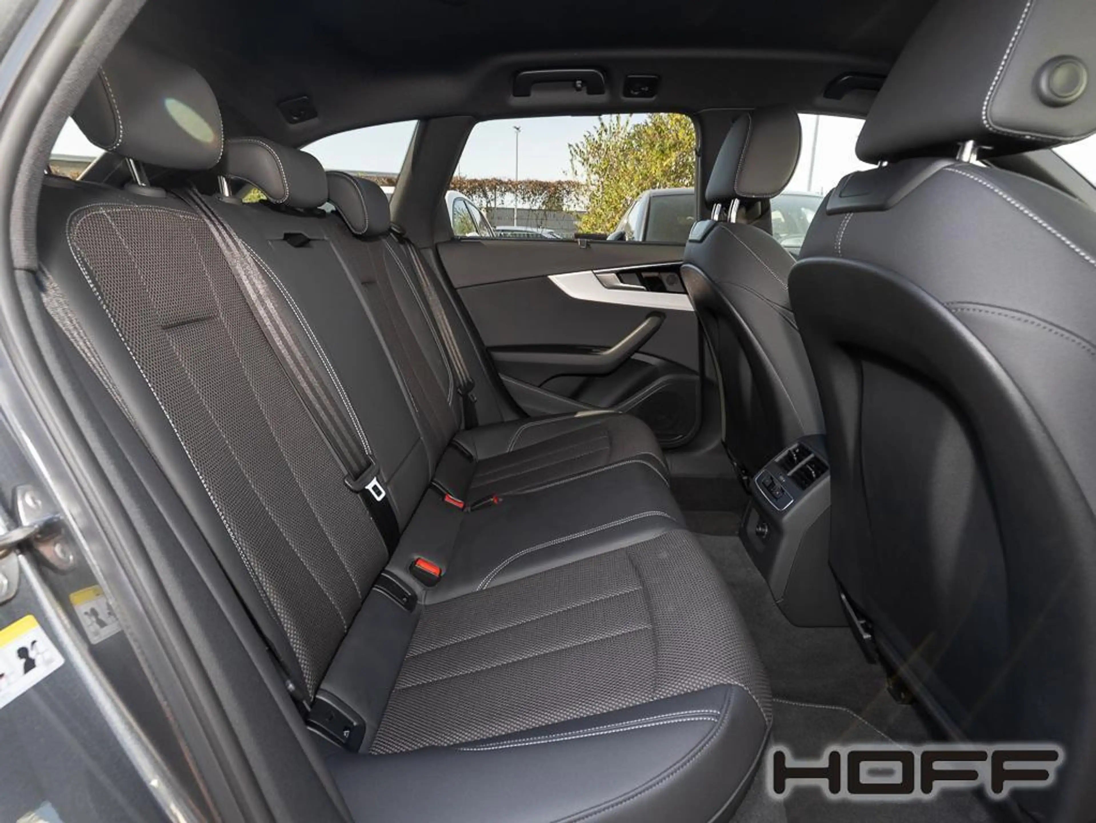 Audi A4 Avant 40 TFSI S line 19 Zoll Assistenz Tour Busine — photo 11