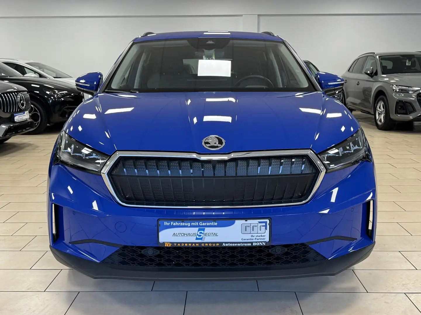 Skoda Enyaq 60 Loft*LED*AHK*CarPlay*Navi*R-Cam*SHZ*ACC* Blau - 2